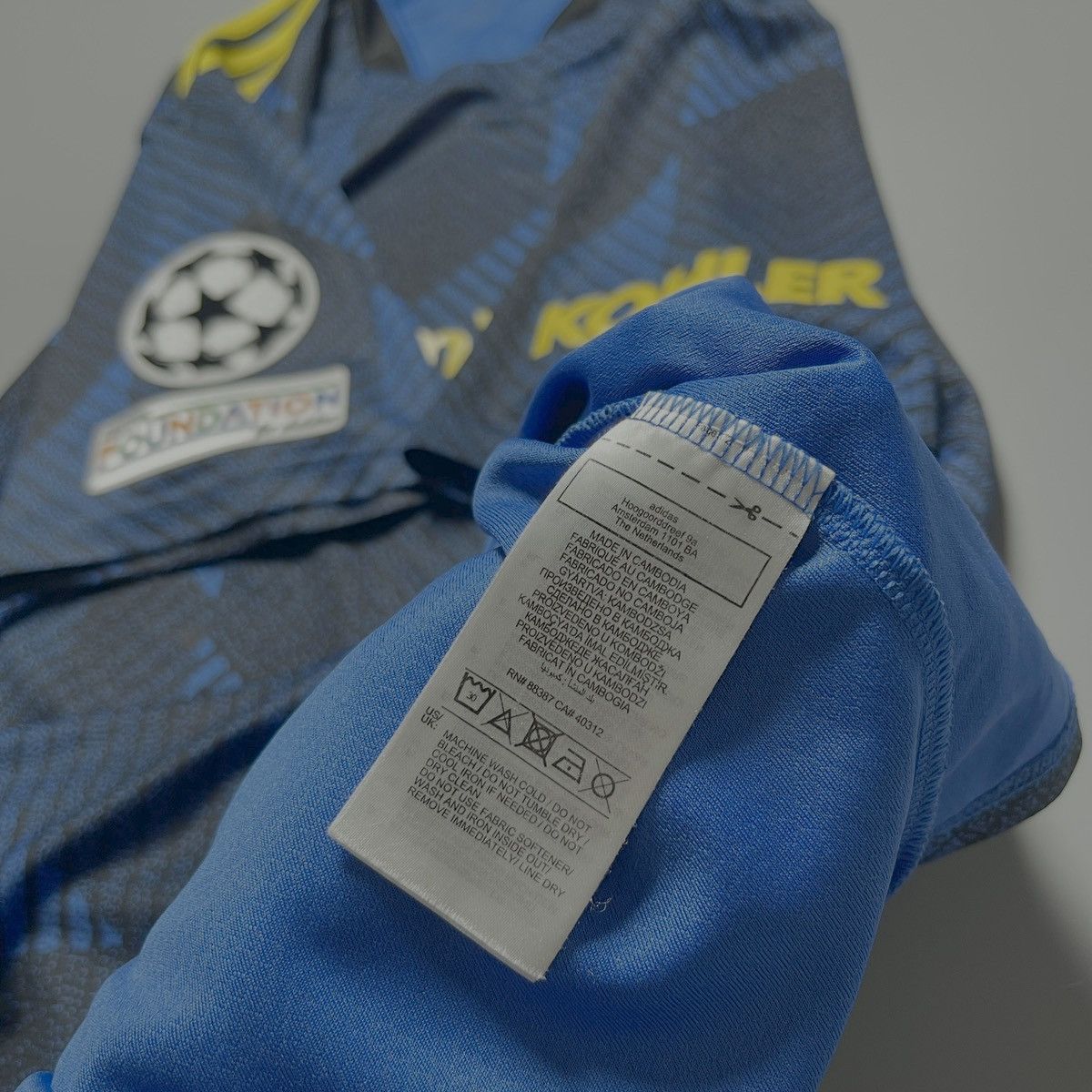 Nike MAN UNITED ADIDAS 2021/2022 FOOTBALL THIRD JERSEY #7 RONALDO Size US L / EU 52-54 / 3 - 11 Thumbnail