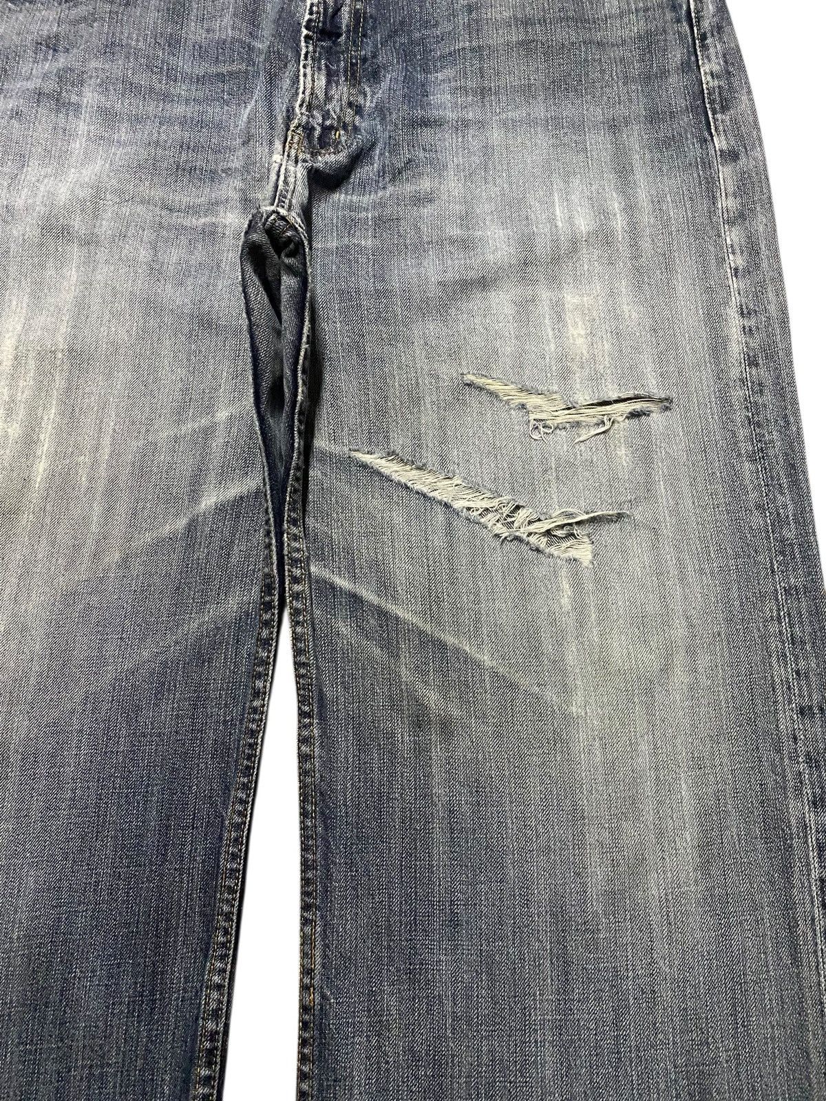 Japanese Brand Vintage Japanese Brand Stone Wash Distressed Baggy Jeans Size US 37 - 8 Thumbnail