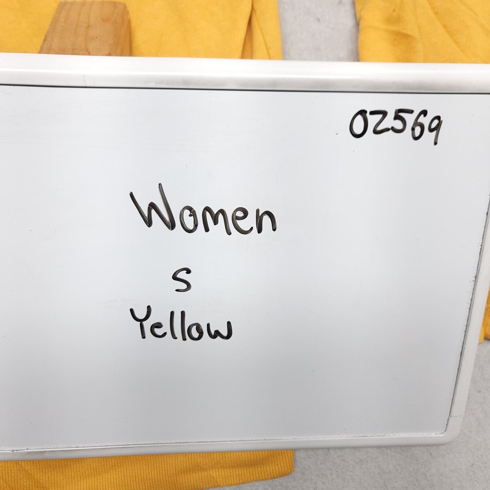 Old Navy Old Navy Casual Pullover T Shirt Womens Size Small S Yellow Size S / US 4 / IT 40 - 10 Thumbnail