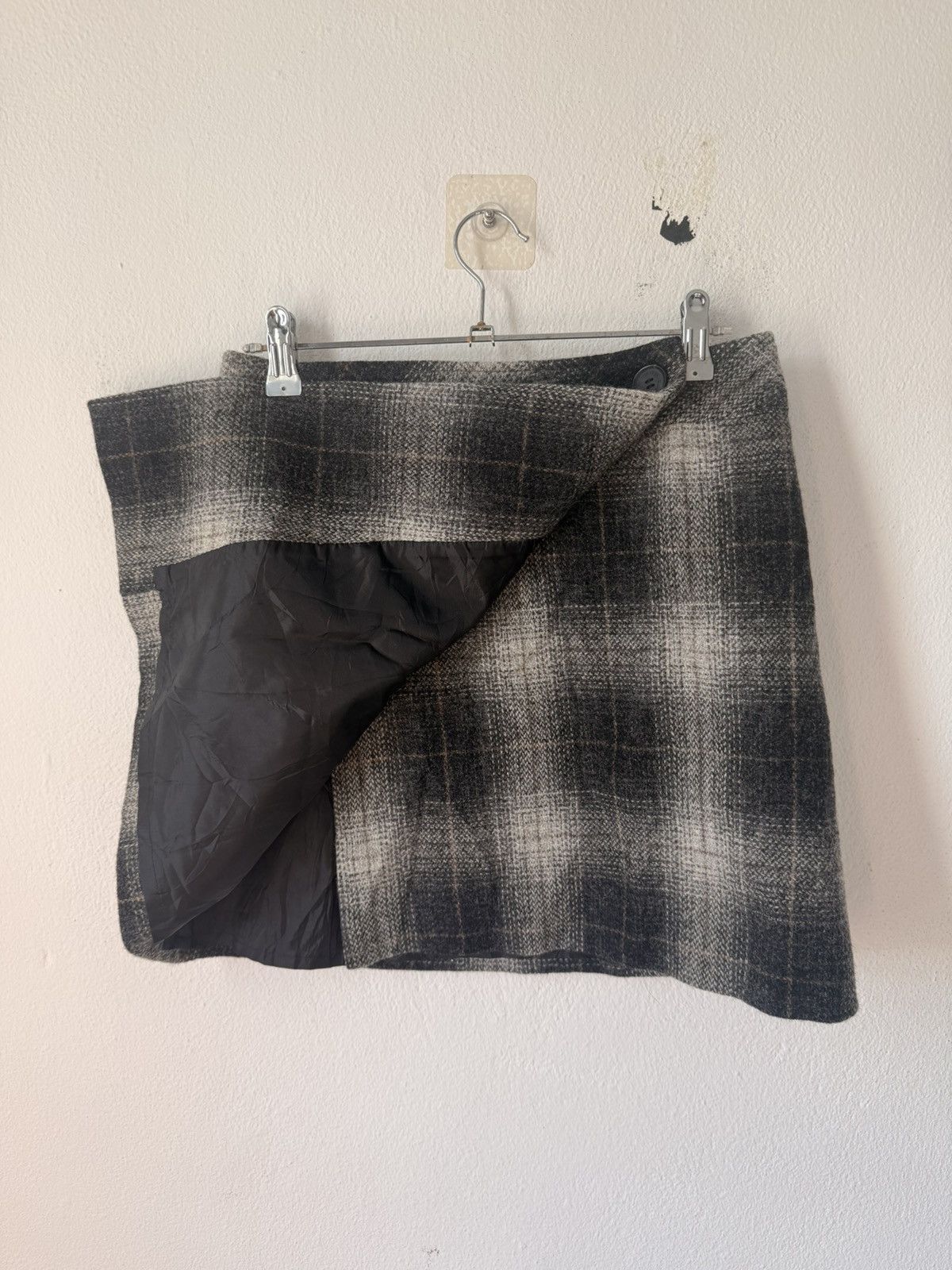 Burberry Prorsum VINTAGE BURBERRY’S BLUE LABEL SHADOW PLAID WOOL MINI SKIRT Size 26" / US 2 / IT 38 - 2 Thumbnail