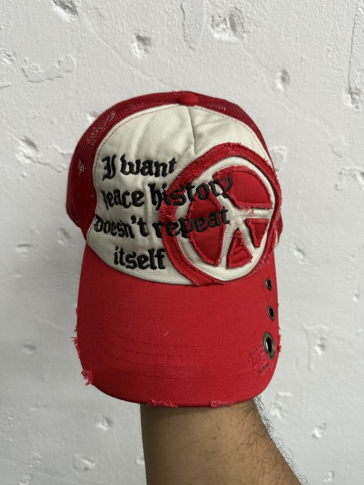 Japanese Brand VTG Peace Sign Hysteric Punk Style Trucker Hat Size ONE SIZE - 2 Thumbnail