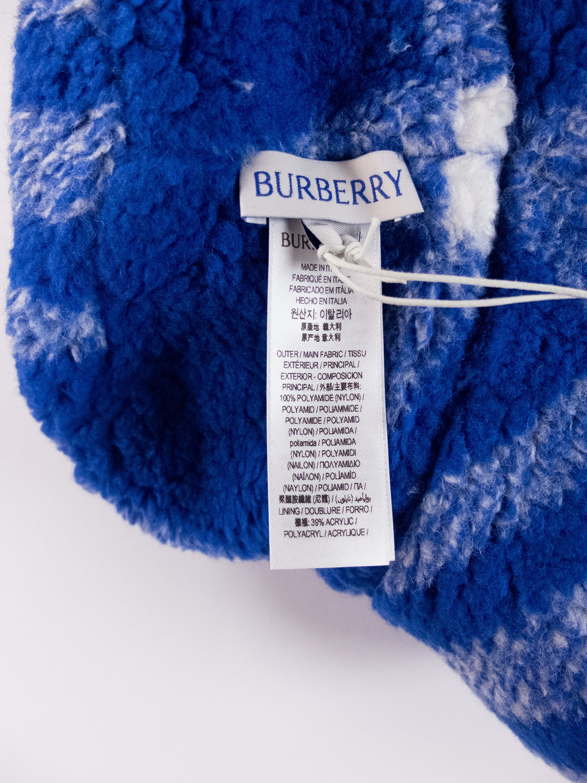 Burberry BURBERRY black blue nylon fleece check reversible bucket hat Size ONE SIZE - 8 Thumbnail