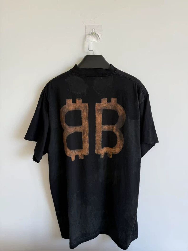 Balenciaga Balenciaga Bitcoin Black Short Sleeve Size US S / EU 44-46 / 1 - 2 Thumbnail