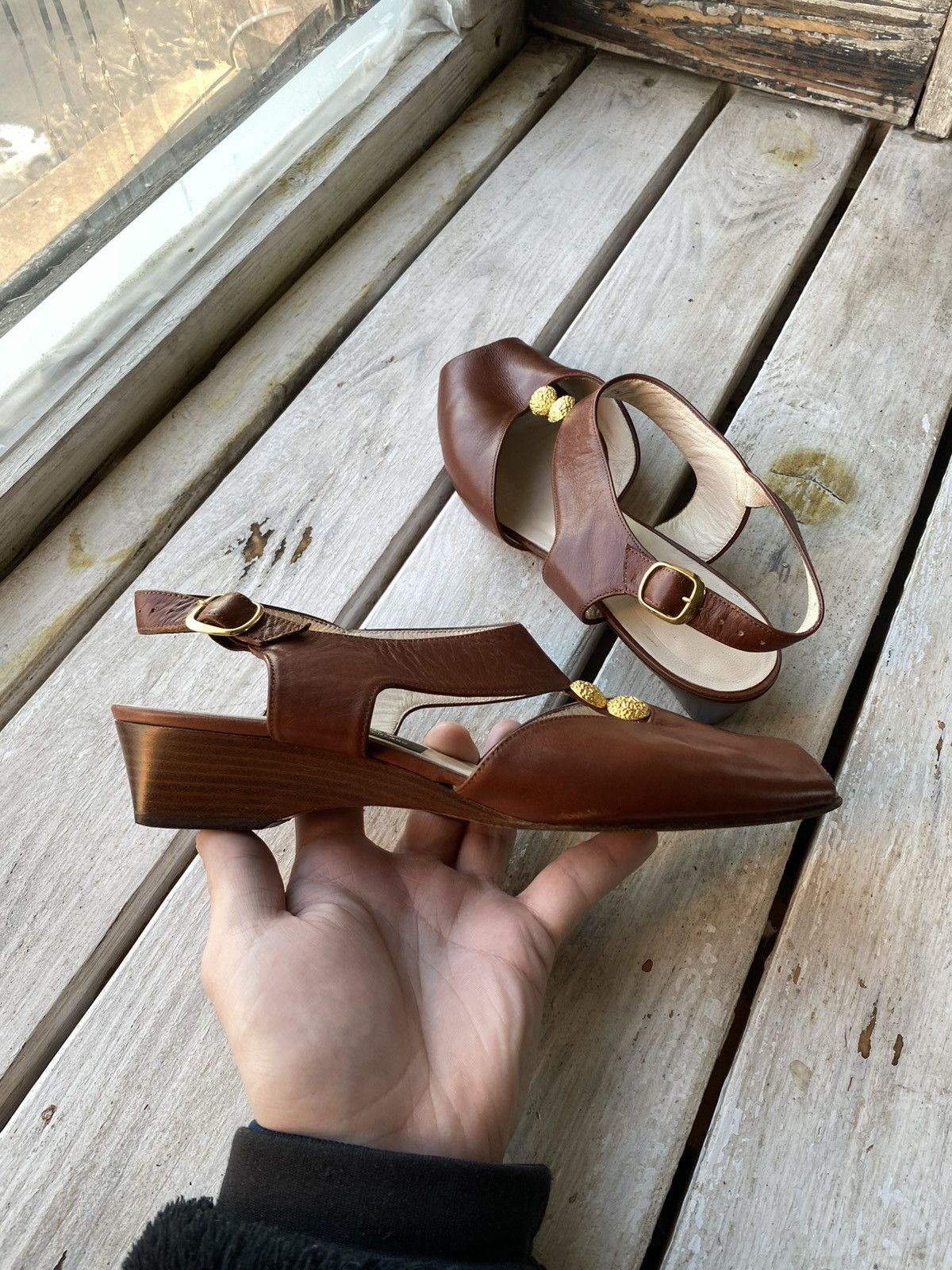 Bally × Designer Bally Made in Switzerland Leather Sandals with Gold Accents Size US 5 / IT 35 - 3 Thumbnail