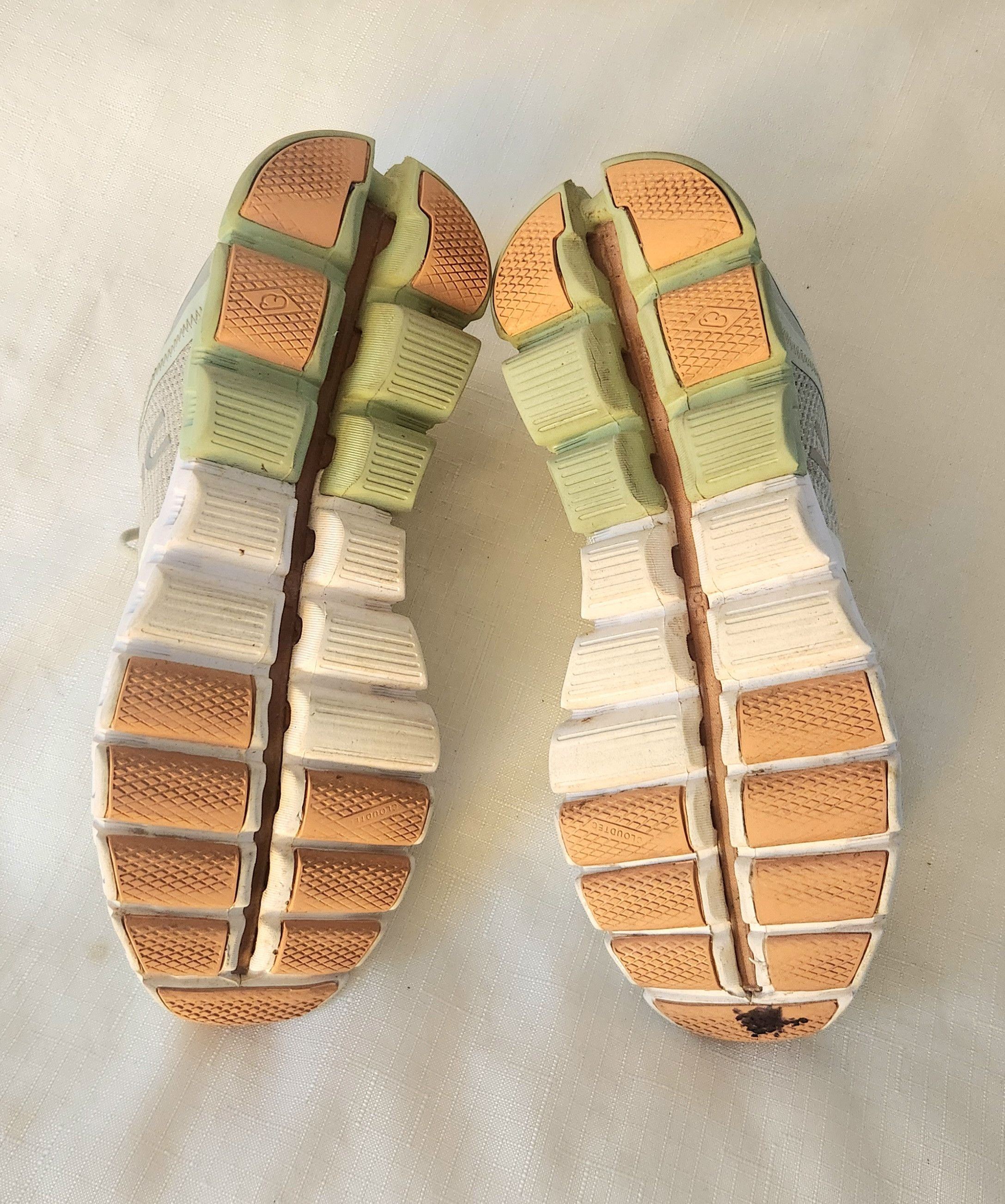 On On Cloudflow Running Shoes Women's Sz 8 Lime Green Athletic Size US 8 / IT 38 - 7 Thumbnail