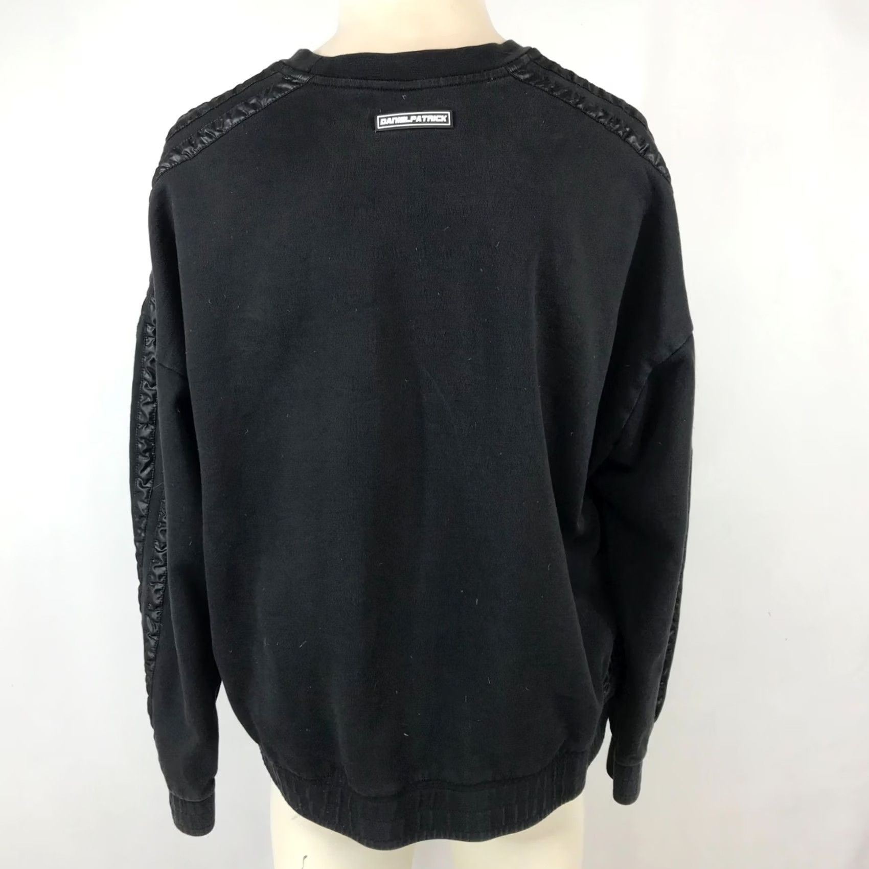 Adidas ADIDAS MEN'S XL BLACK LONG SLEEVE CREW NECK SWEATSHIRT DANIEL PATRICK Size US XL / EU 56 / 4 - 6 Thumbnail