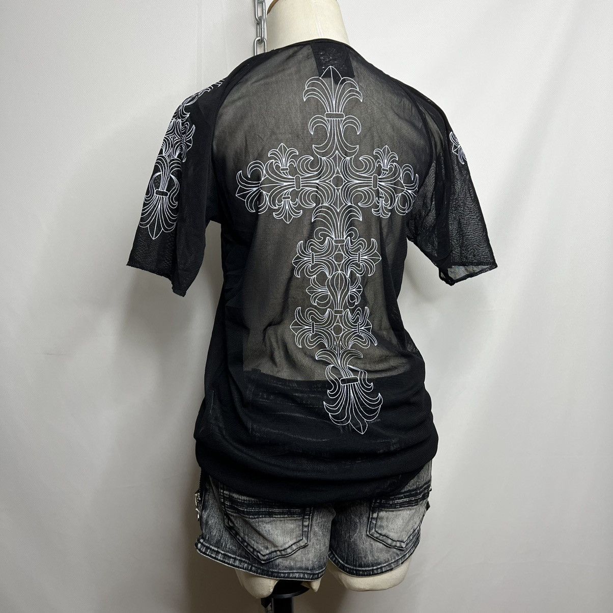 Japanese Brand MACARESTER BLACK EMBROIDERED CROSS MESH T-SHIRT Size US M / EU 48-50 / 2 - 2 Thumbnail