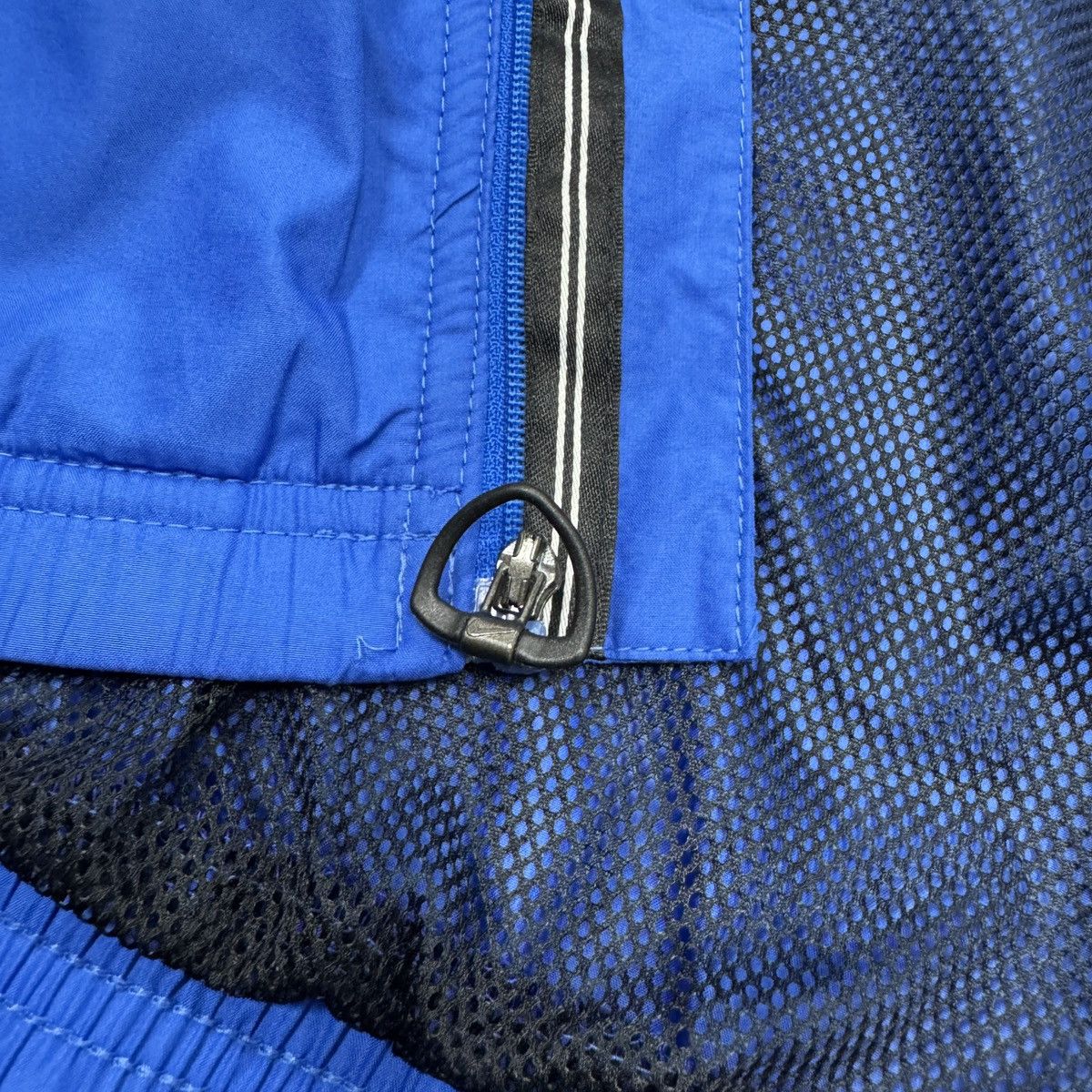 Nike × Vintage Vintage Nike Team Embroidered Logo Swoosh Track Jacket Size US L / EU 52-54 / 3 - 17 Thumbnail