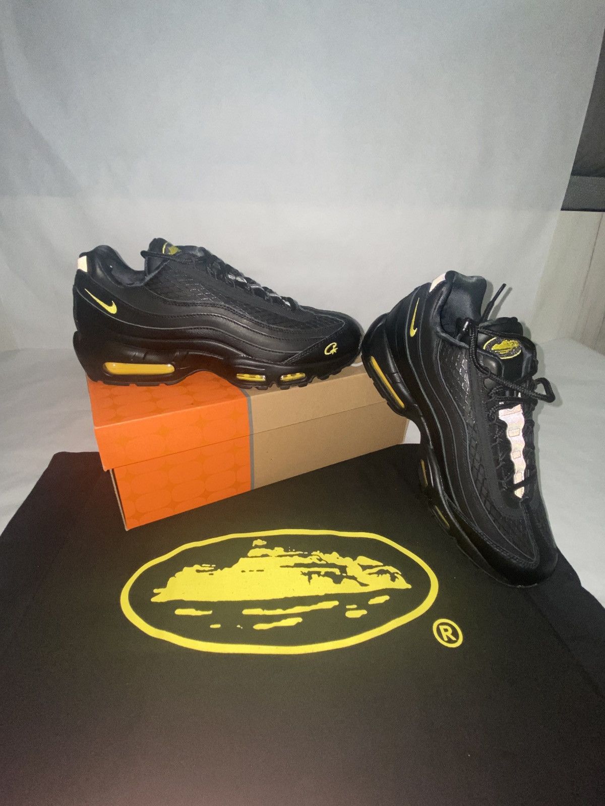 Corteiz Nike Air Max 95 X Corteiz “Honey Black” Size US 10 / EU 43 - 1 Thumbnail