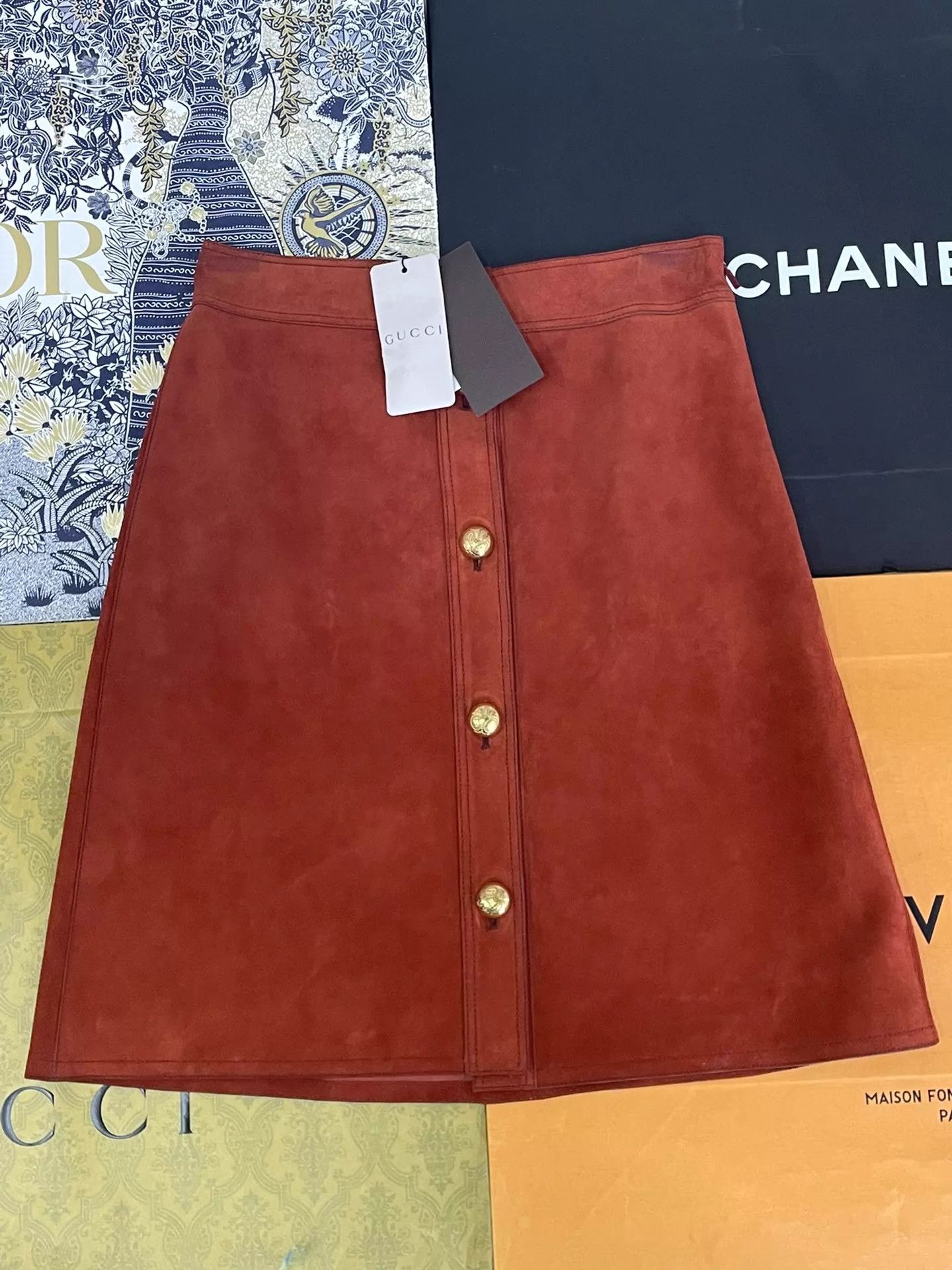 Gucci Gucci Orange Suede Skirt Size 40 Size 27" / US 4 / IT 40 - 1 Thumbnail