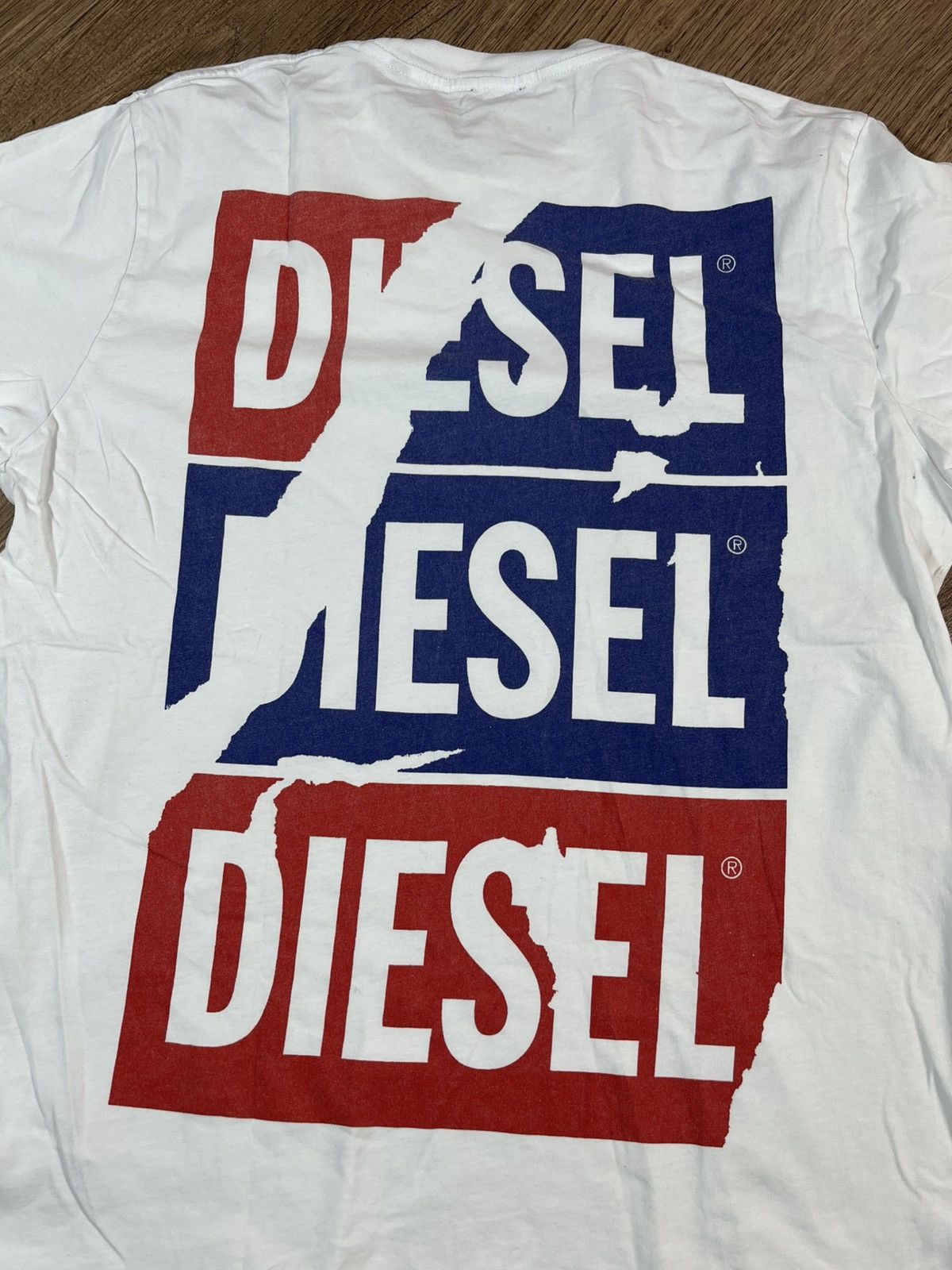 Diesel Vintage Diesel Big Logo T Shirt Size US L / EU 52-54 / 3 - 5 Thumbnail