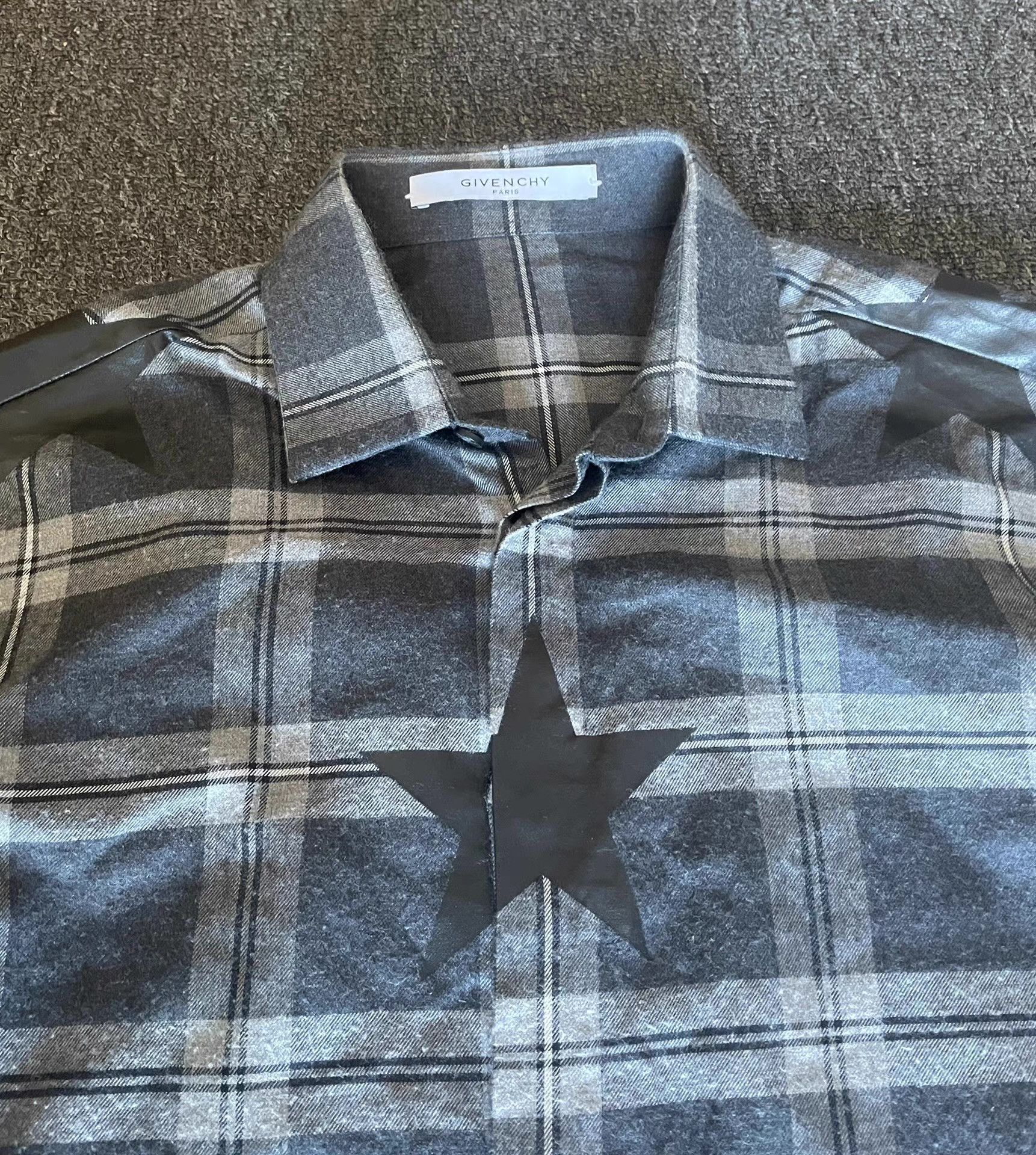 Givenchy Givenchy Grey Plaid Long Shirt Q4 Size US M / EU 48-50 / 2 - 2 Thumbnail