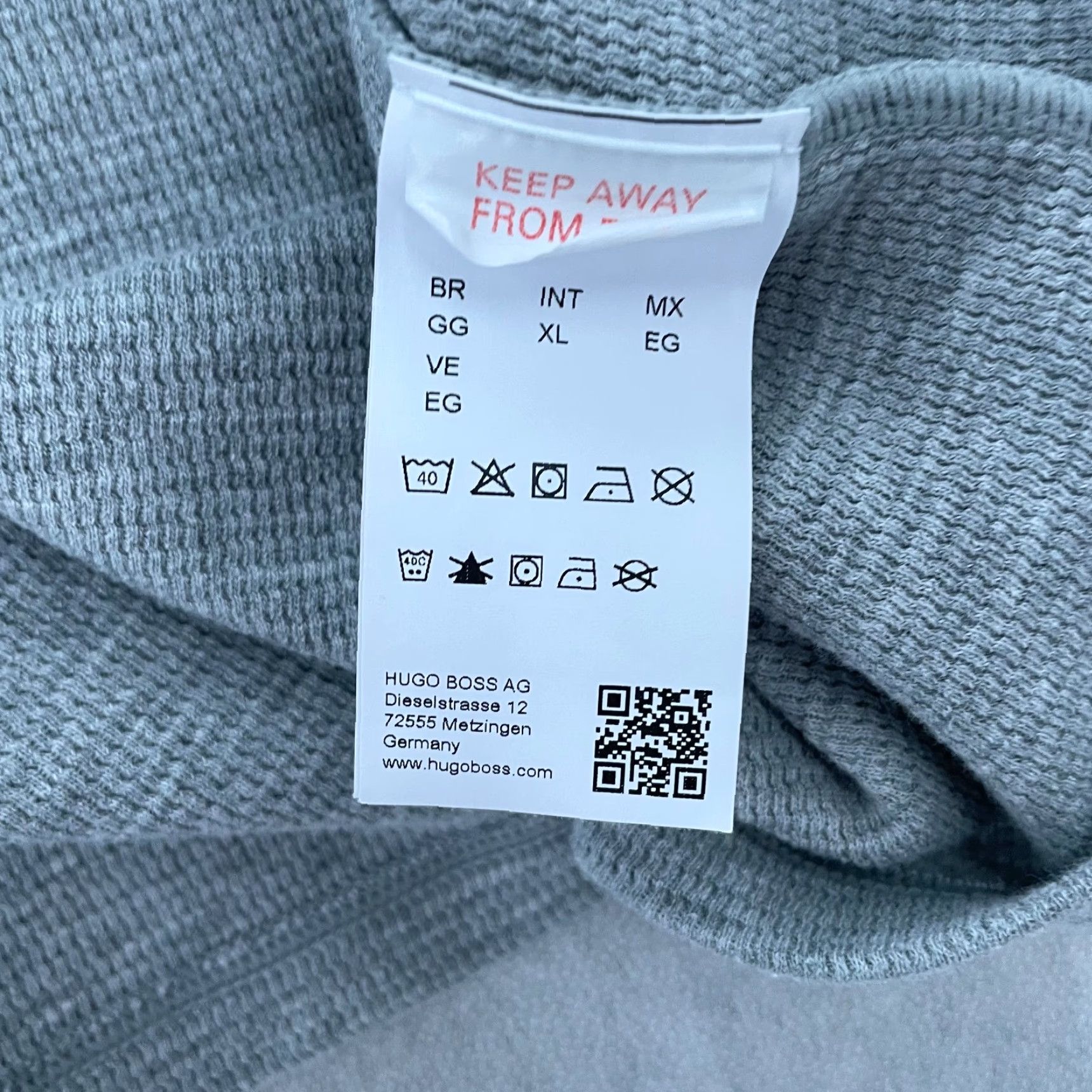 Hugo Boss HUGO BOSS Shirt Adult XL Gray Waffle Knit Crew Neck Long Sleeve Mens XL, Cotton Blend, Classic Fit, Solid, T-Shirt, Preowned Size US XL / EU 56 / 4 - 7 Thumbnail