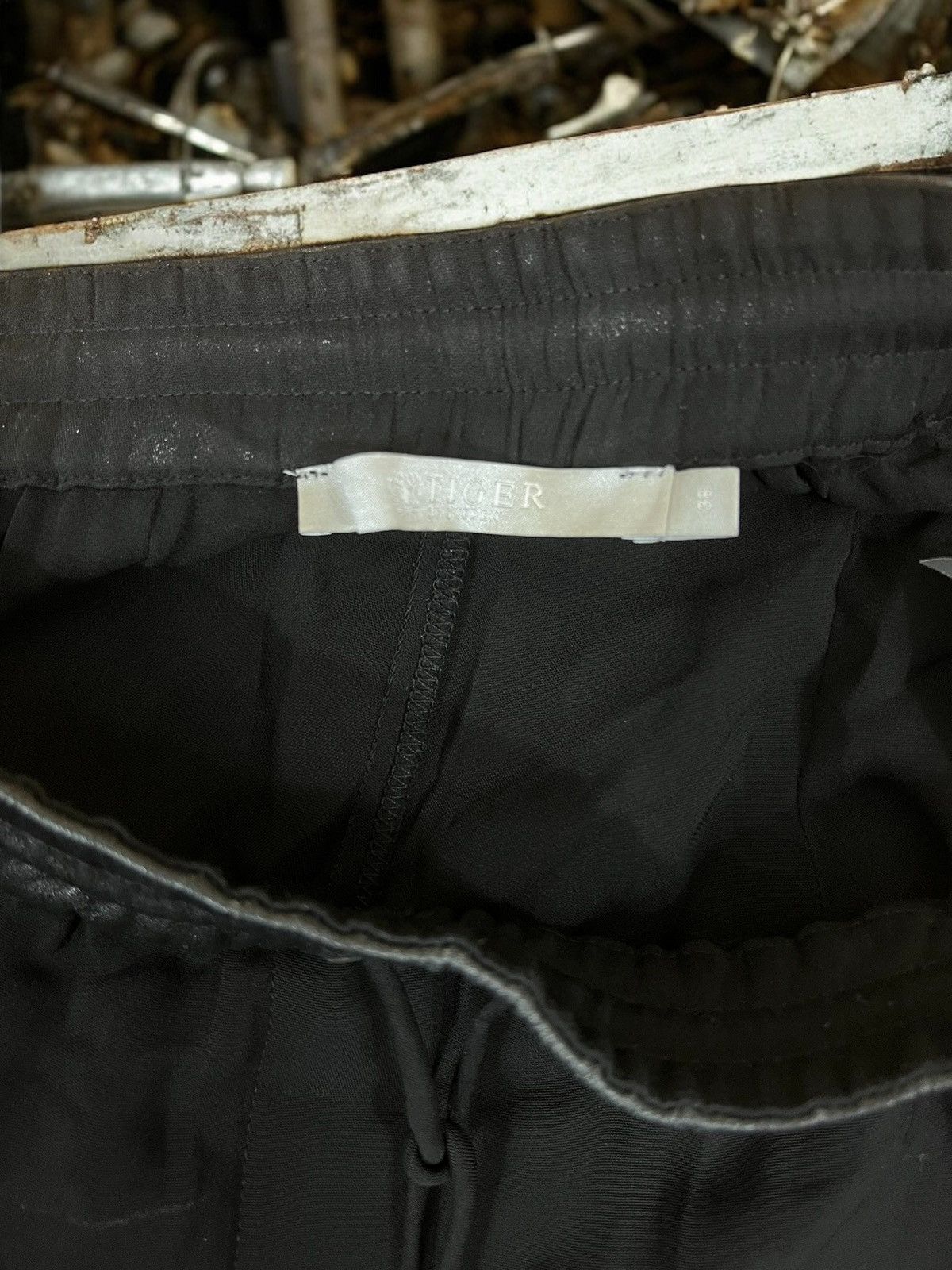 Tiger of Sweden Tiger of Sweden Fema con black viscose pants size L Size 30" / US 8 / IT 44 - 5 Thumbnail