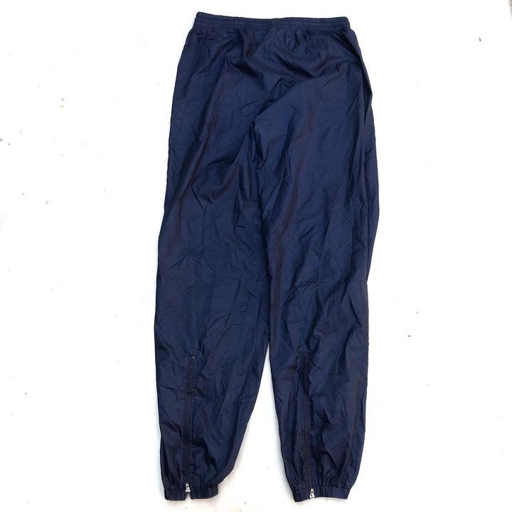Umbro Vintage Umbro Jogger Pants Navy Blue Trackpants Trainner Size US 36 / EU 52 - 4 Thumbnail