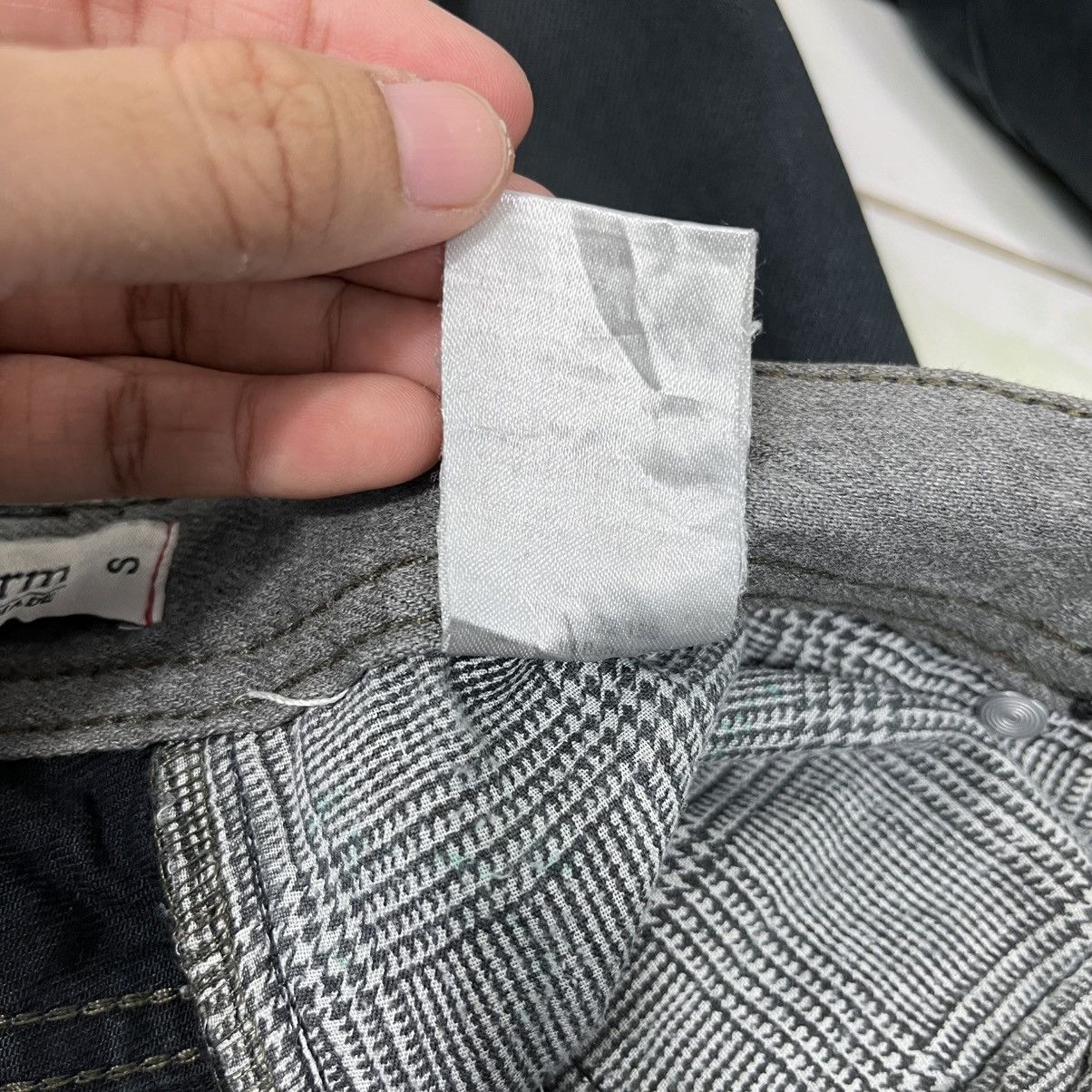 Japanese Brand Vintage Confirm Faded Denim Jeans Size US 30 / EU 46 - 21 Thumbnail