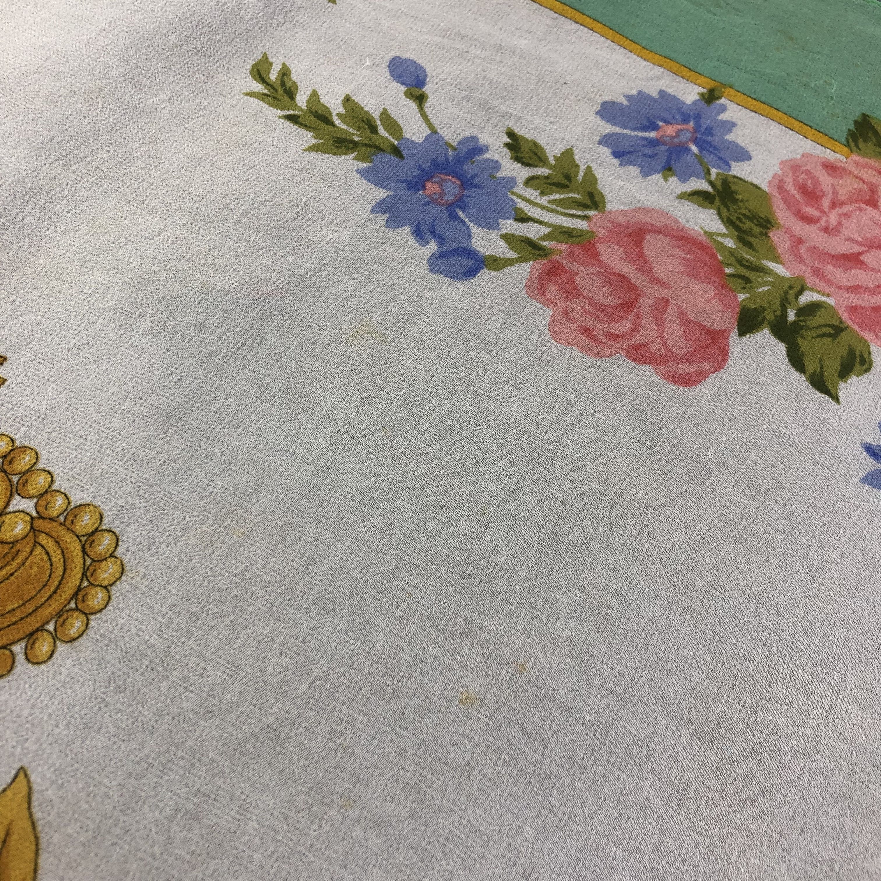 Japanese Brand Mai Gold Slit Thread Silk Scarf M834 Size ONE SIZE - 8 Thumbnail