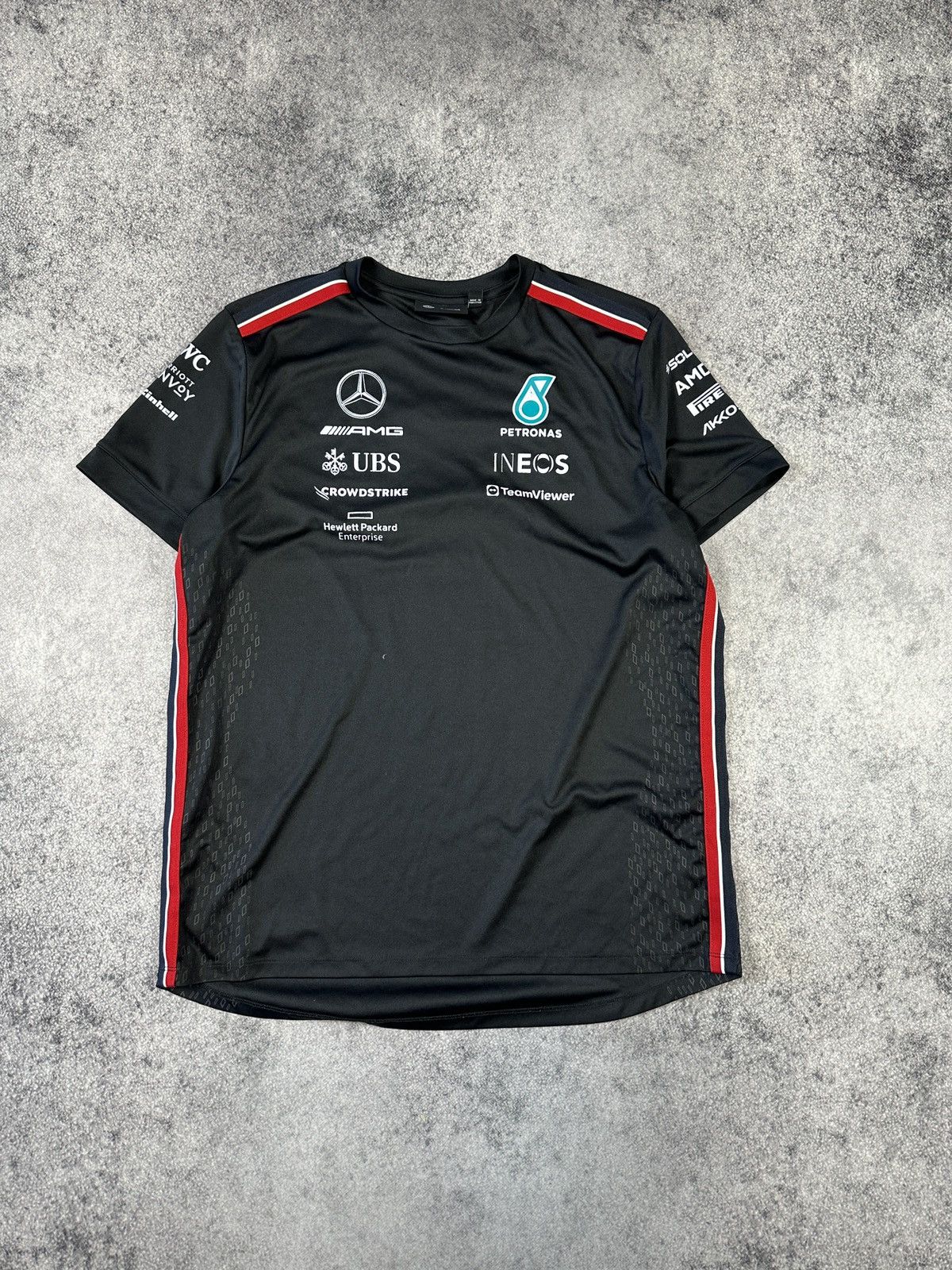 Mercedes-Benz F-1 Mercedes Benz AMG Polo Petronas Racing Logo Rare L USA Size US L / EU 52-54 / 3 - 1 Thumbnail