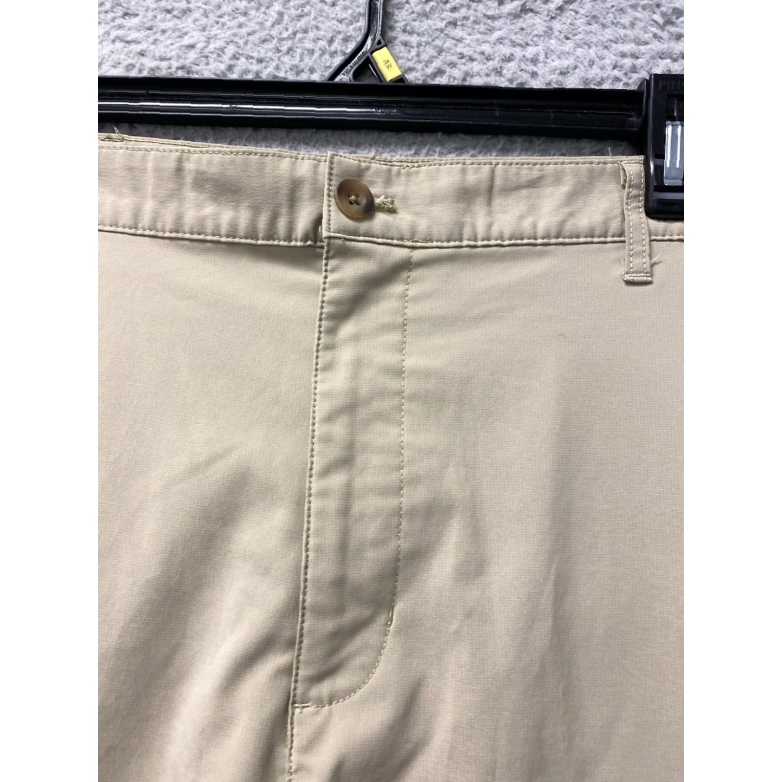 Chaps VINTAGE Chaps Mens Golf Shorts Size 38 Cargo Pockets Canvas Beige 90s Mens Size US 38 / EU 54 - 4 Thumbnail