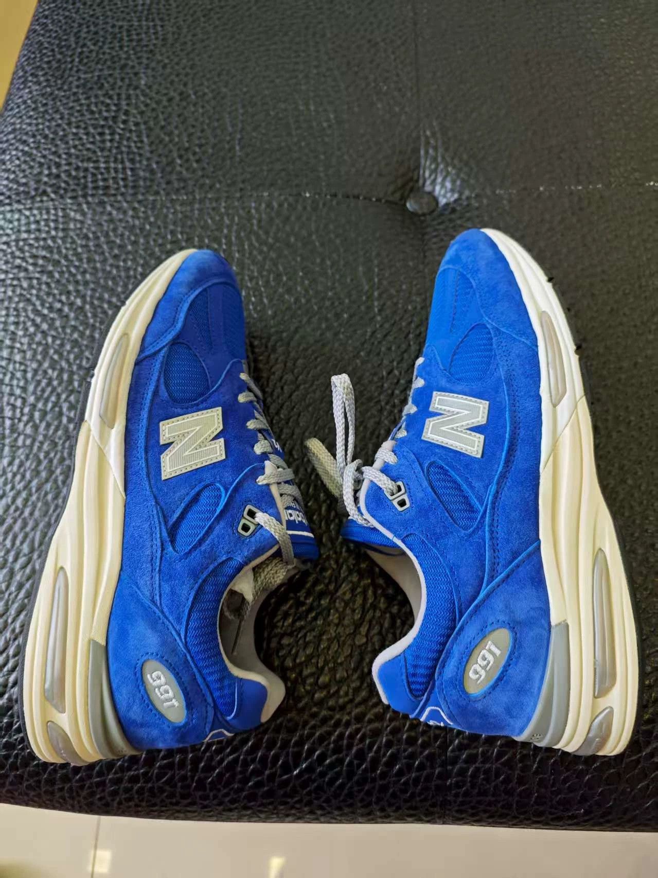 New Balance New Balance 991V2 U991BL2 UK Blue Men Low Top Trainers Size US 10 / EU 43 - 7 Thumbnail