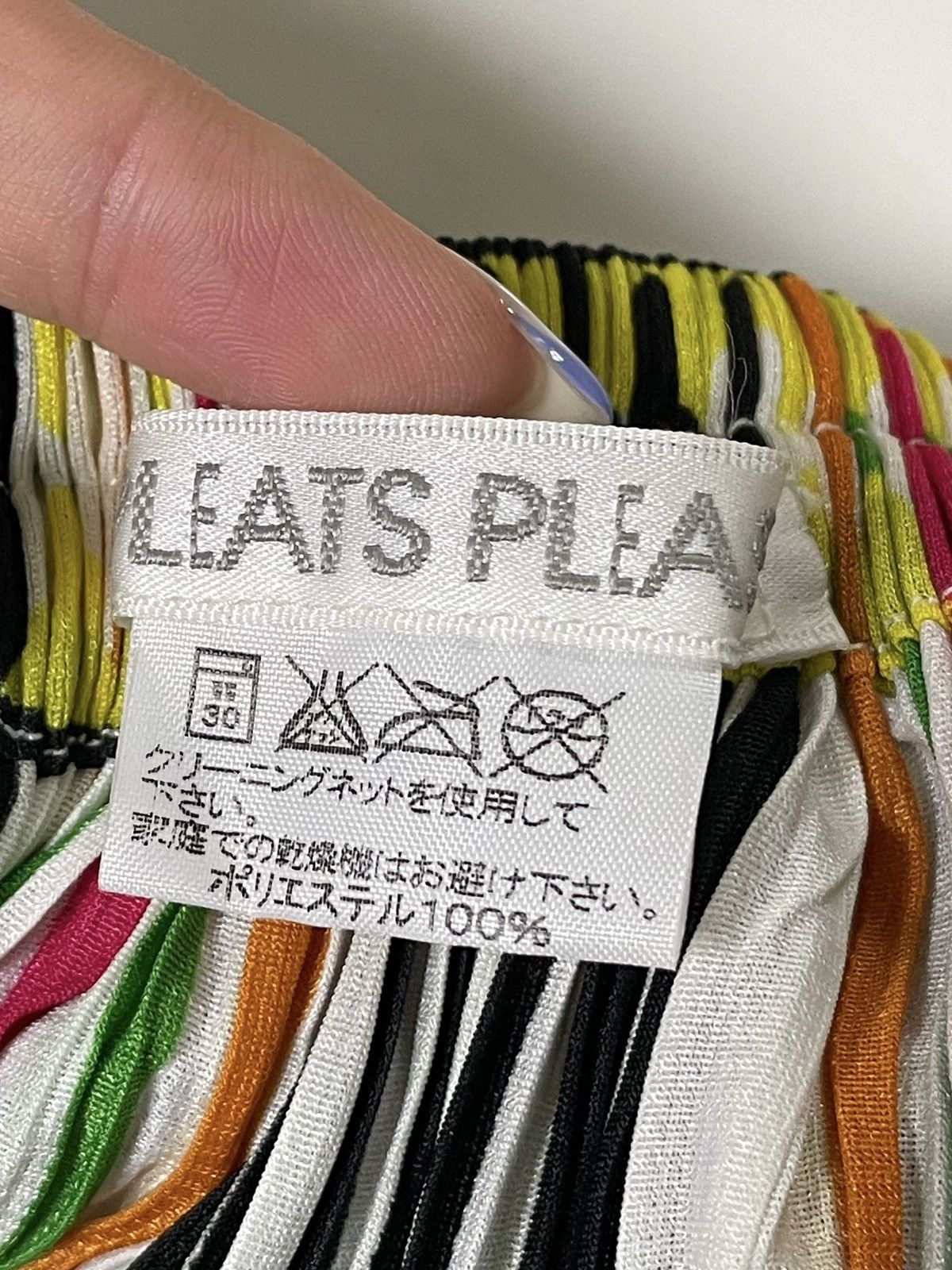 Pleats Please Issey Miyake PLEATS PLEASE ISSEY MIYAKE S/S 2002 Pleated Checkered Skirt Size 28" / US 6 / IT 42 - 4 Thumbnail