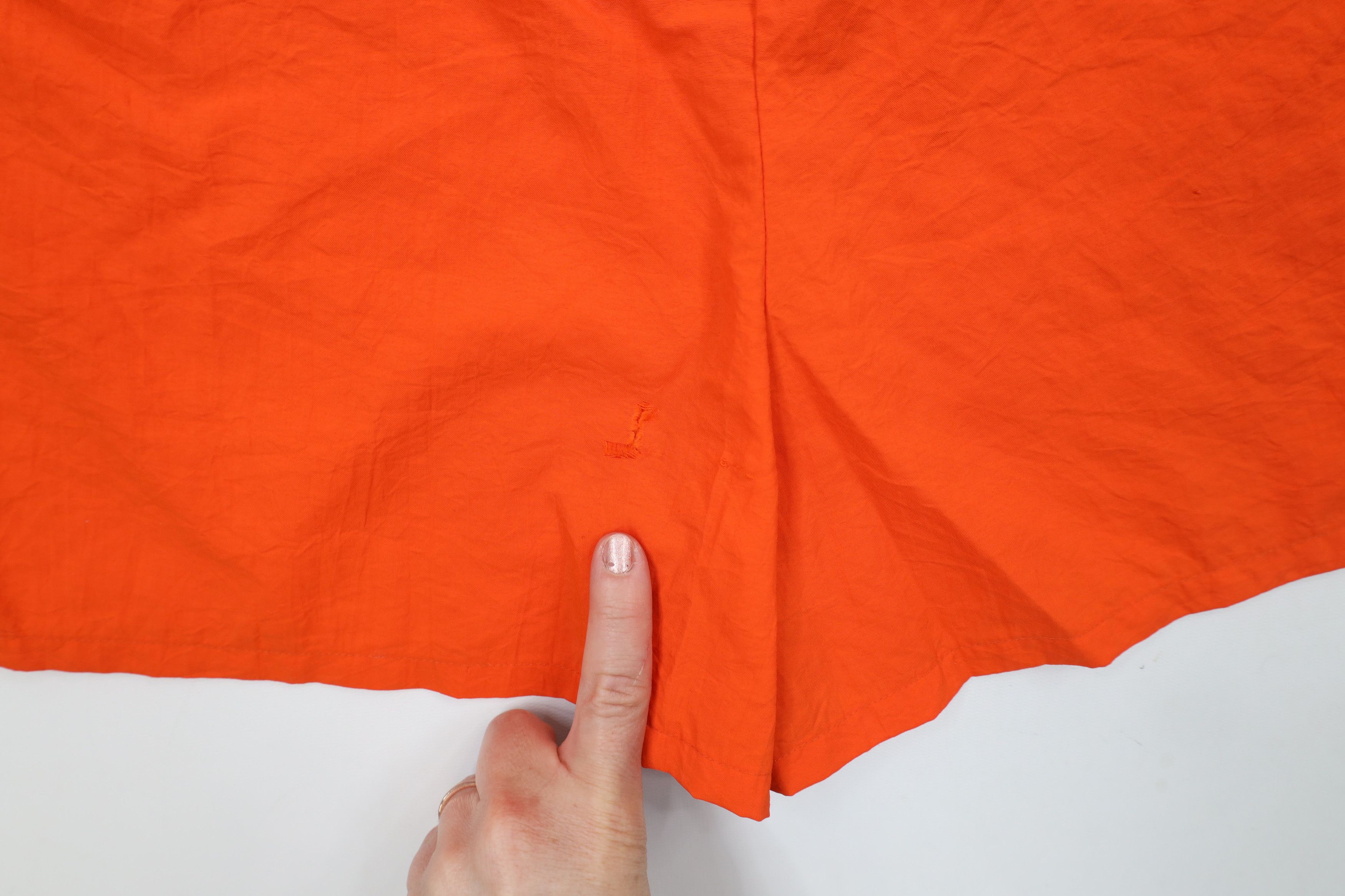 Vintage Vintage 90s Streetwear Knee Soccer Shorts Baggies Orange USA Size 32" / US 10 / IT 46 - 14 Thumbnail