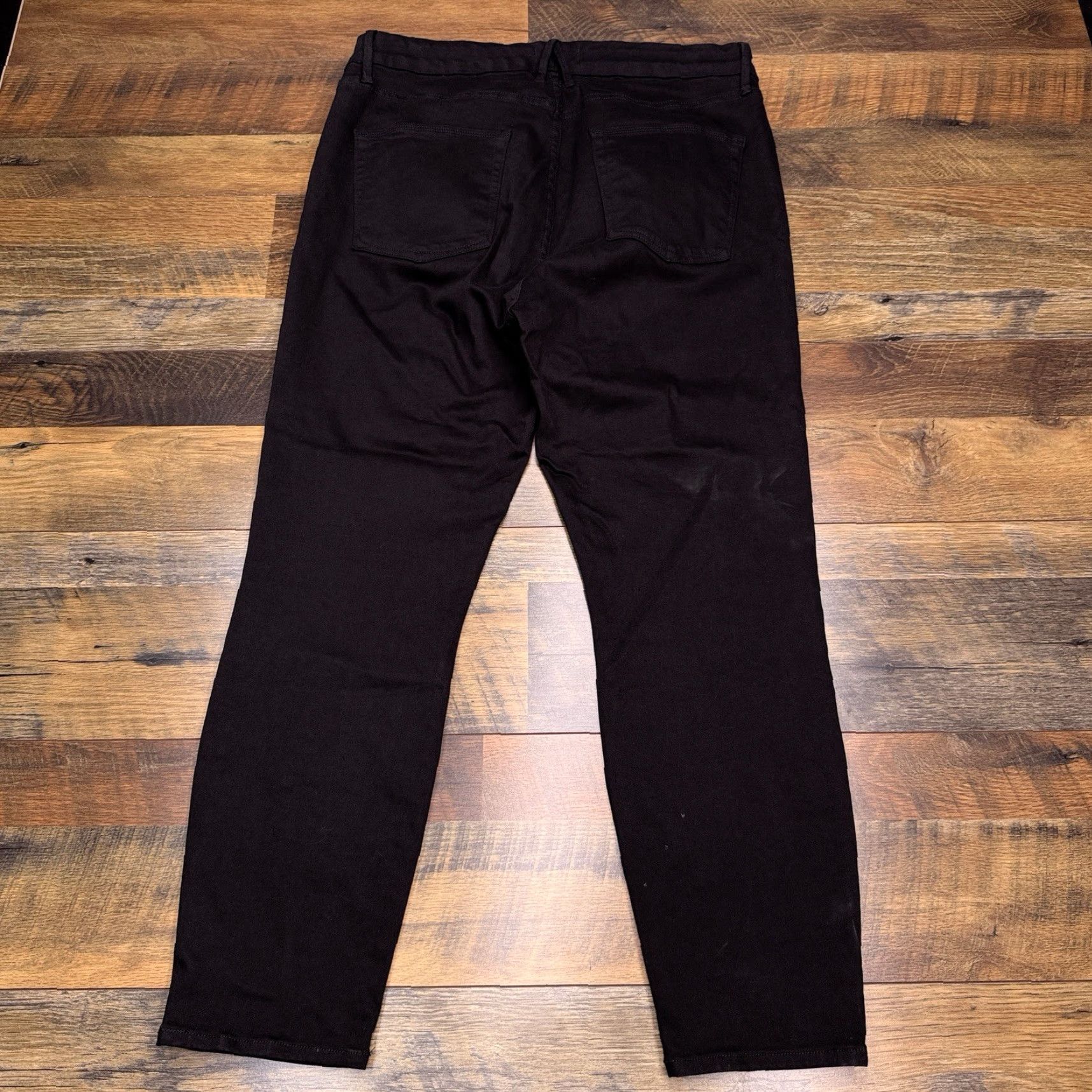 Good American Good American Jeans Womens 18 Black High Rise Crop Stretch 5-Pocket Denim Button Zip 25.5 In Inseam Plus Rise High City Size 40" / US 18 - 3 Thumbnail