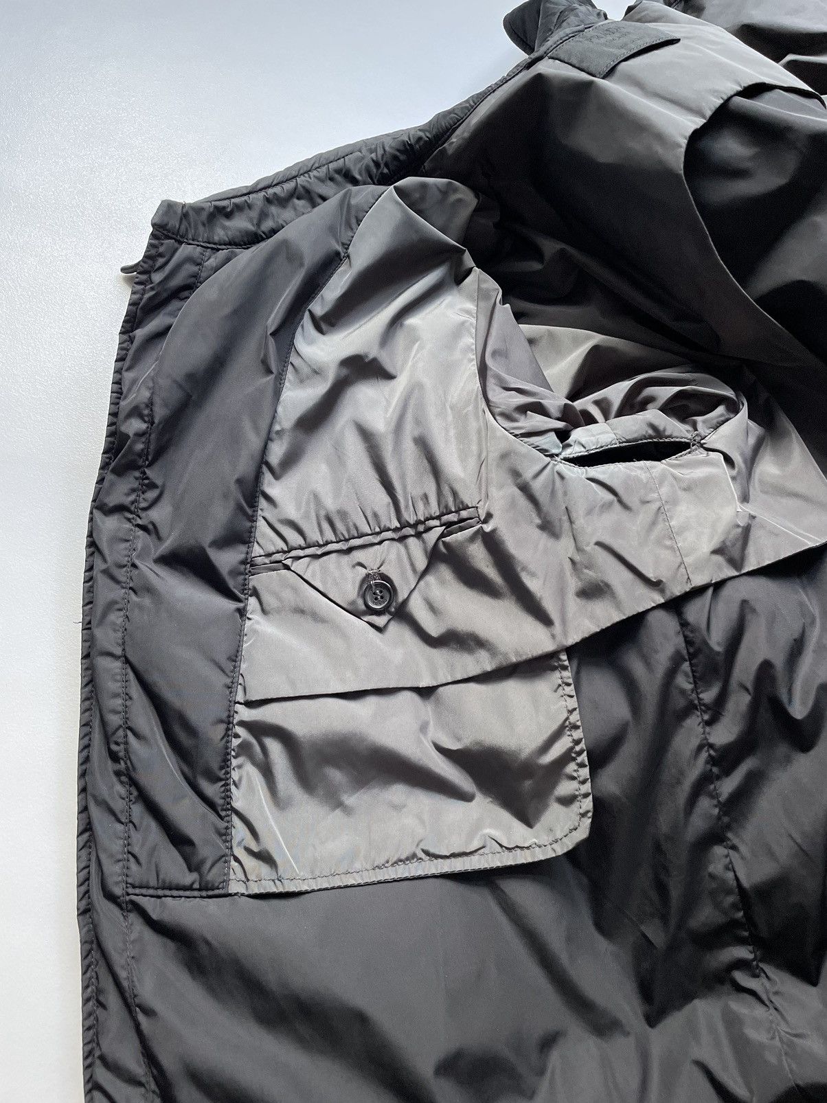 Prada Black Nylon ‘Hunter’ Down Jacket Size US L / EU 52-54 / 3 - 13 Thumbnail