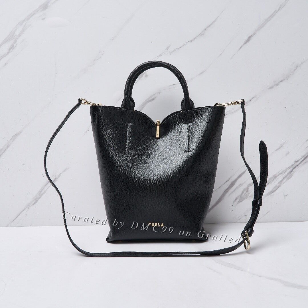 Furla Furla Black Gold Handbag with Handle Size ONE SIZE - 1 Thumbnail
