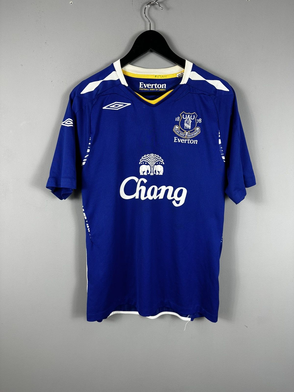 Umbro VINTAGE EVERTON 2006 HOME FOOTBALL SHIRT UMBRO JOHNSON #8 Size US M / EU 48-50 / 2 - 1 Thumbnail