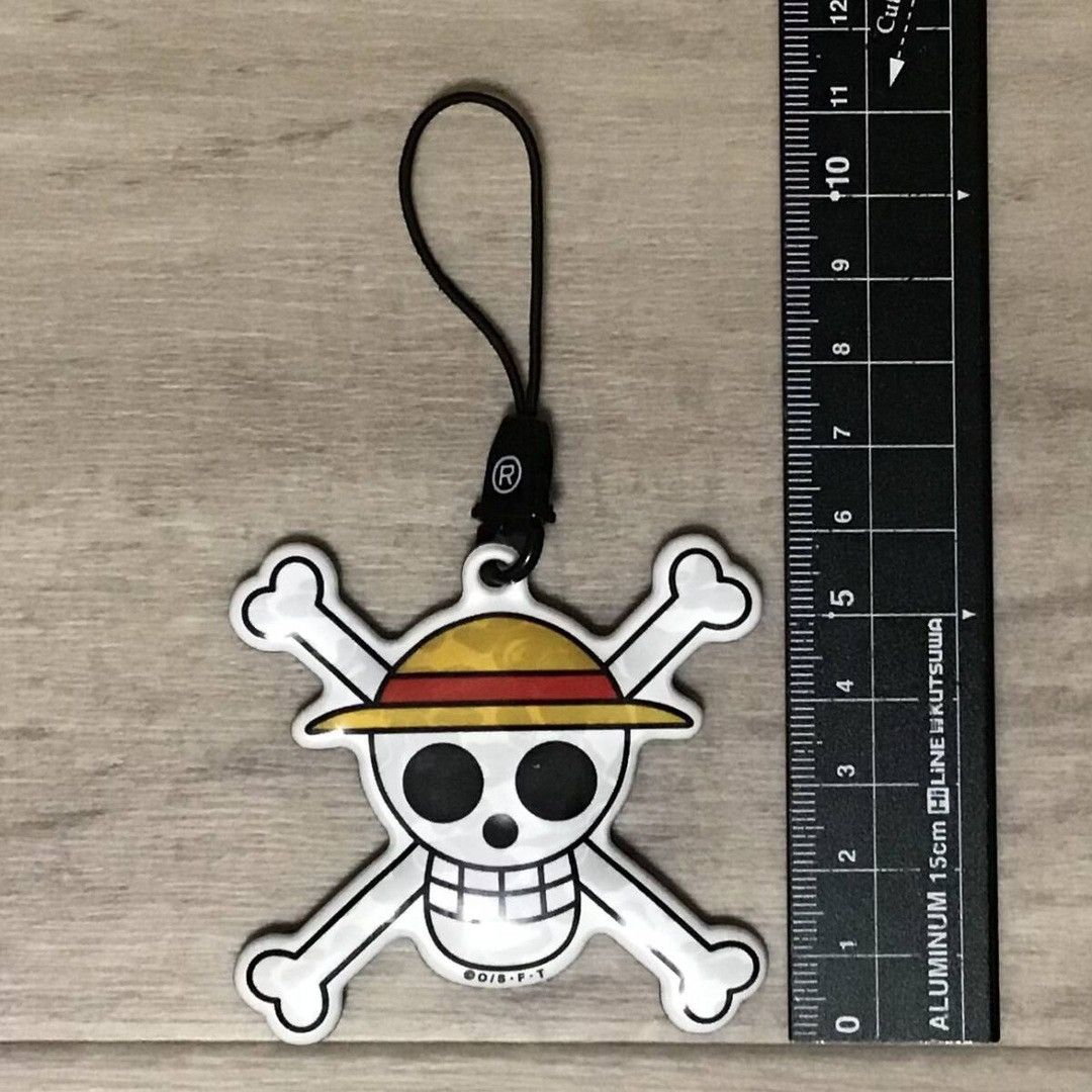 Bape BAPE × One Piece Luffy Pirate Flag Mobile Cleaner Strap Size ONE SIZE - 4 Thumbnail