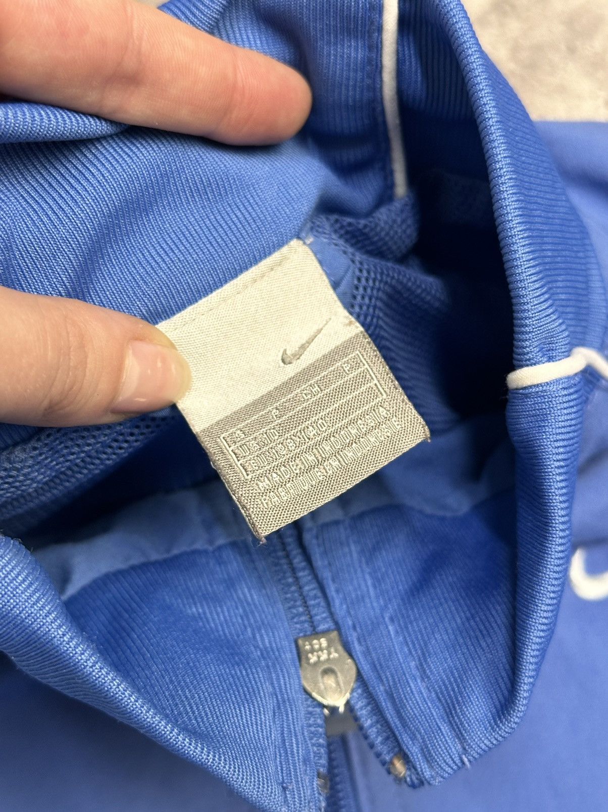 Nike Vintage Nike Track Suits kids Nylon Y2K 90s Size 10 years Size US XXS / EU 40 - 8 Thumbnail