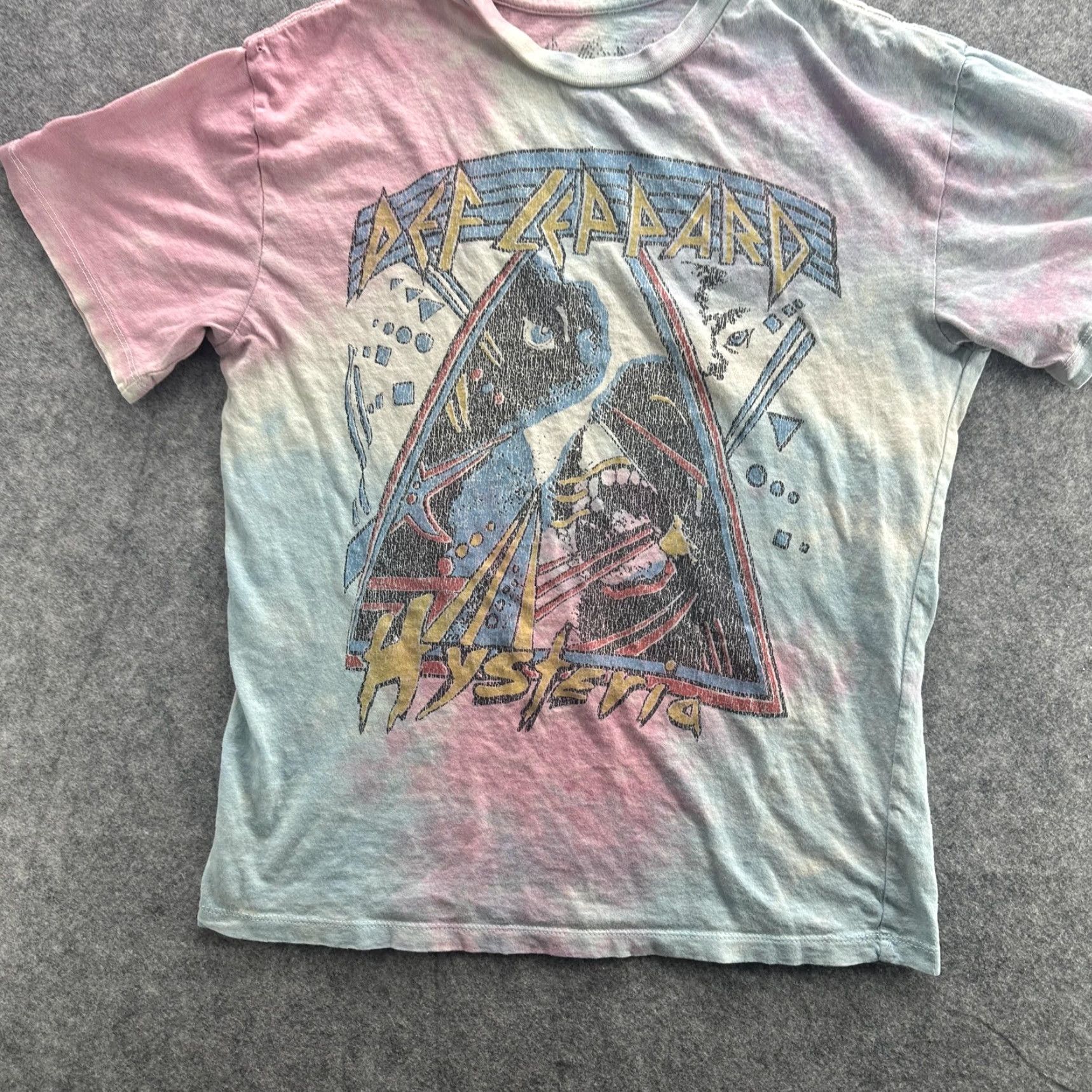 Vintage VINTAGE Def Leppard T-Shirt Men Small Tie Dye Hysteria Tour 80s Band Rock Memorabilia Size US S / EU 44-46 / 1 - 3 Thumbnail