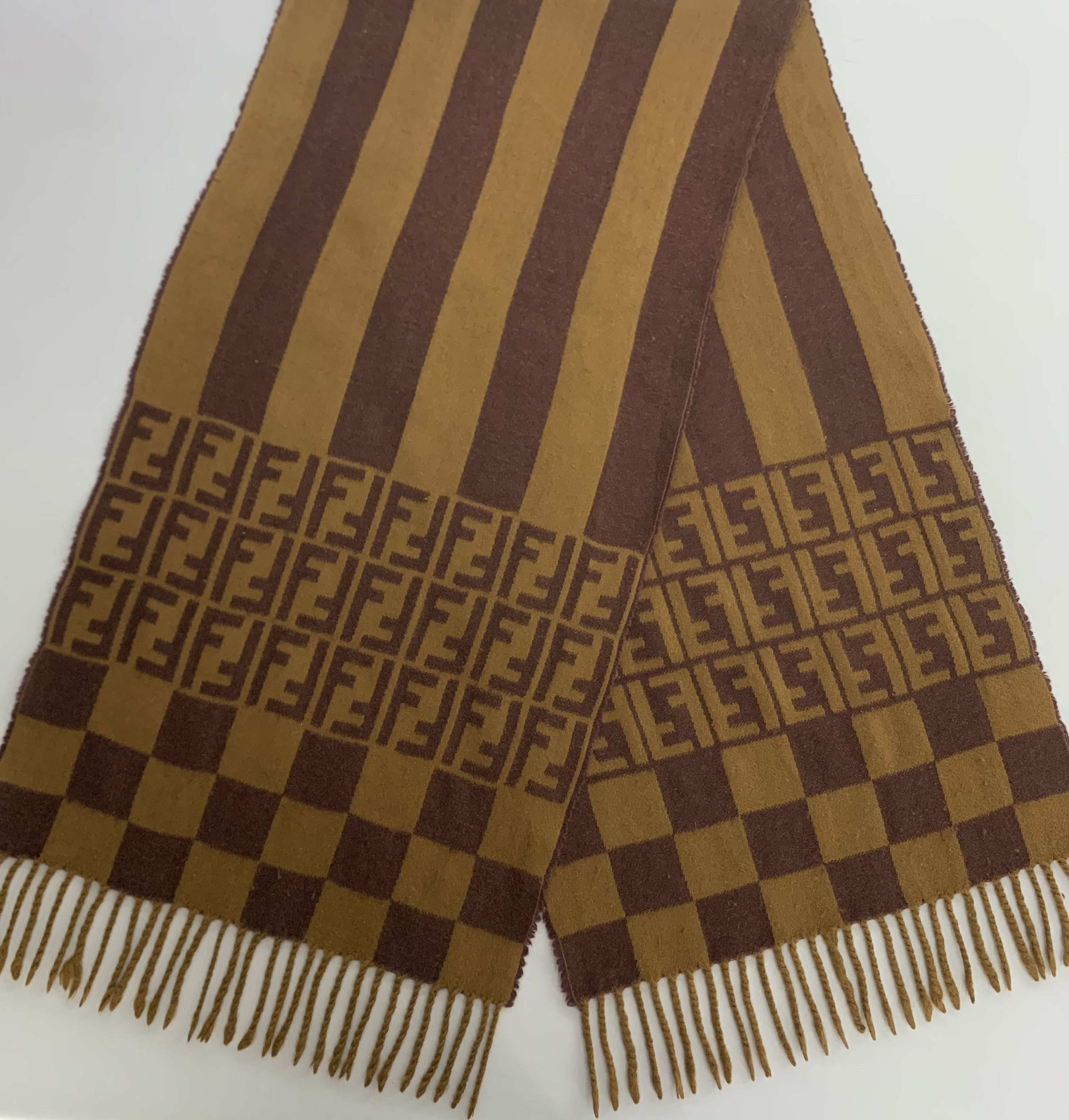 Fendi Fendi Scarf Wool Muffler Neck Wrap BL1048 Size ONE SIZE - 4 Thumbnail