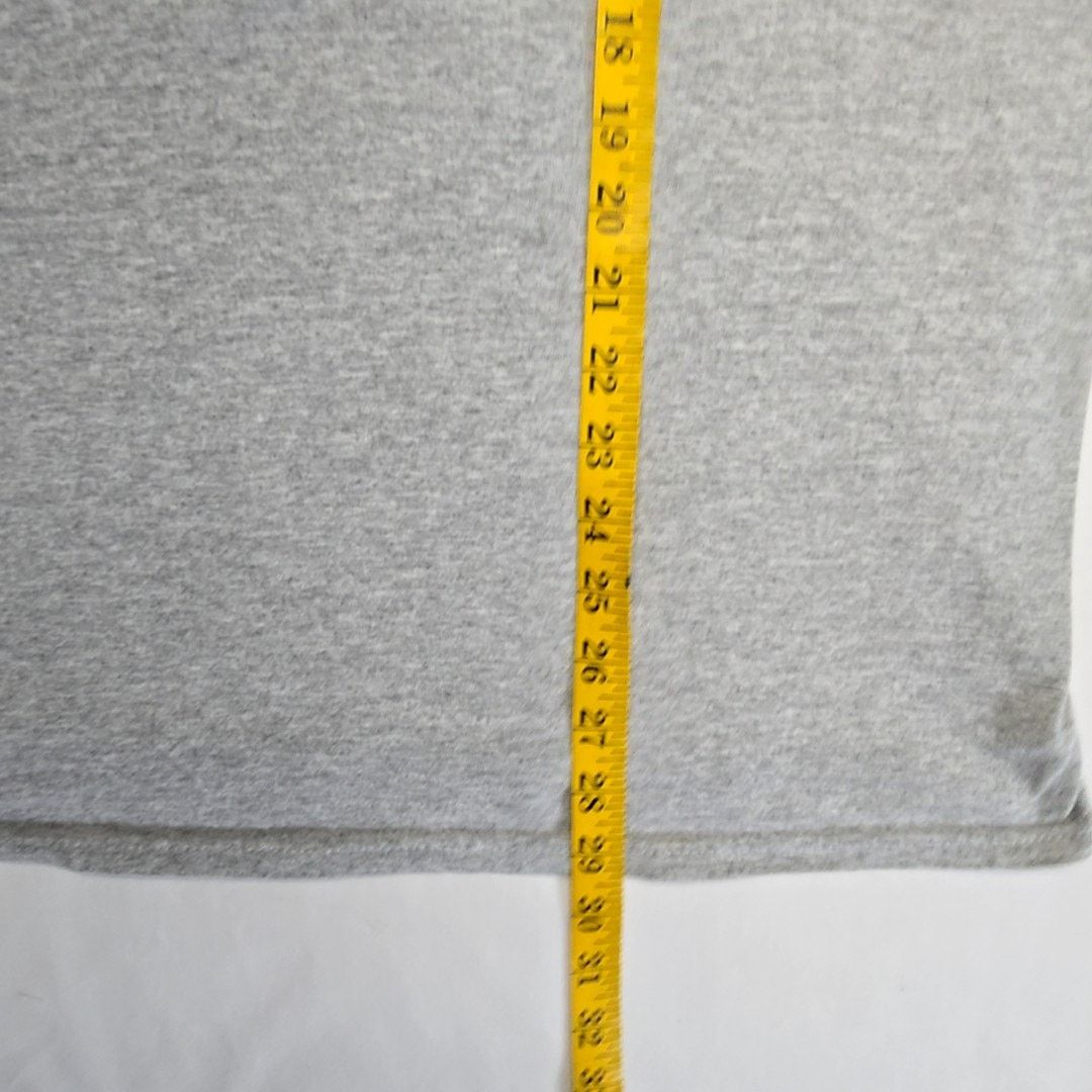 Gildan Vintage Car Surfboard Tropical Shirt Gray XL Car Beach Tee Size US XL / EU 56 / 4 - 8 Thumbnail