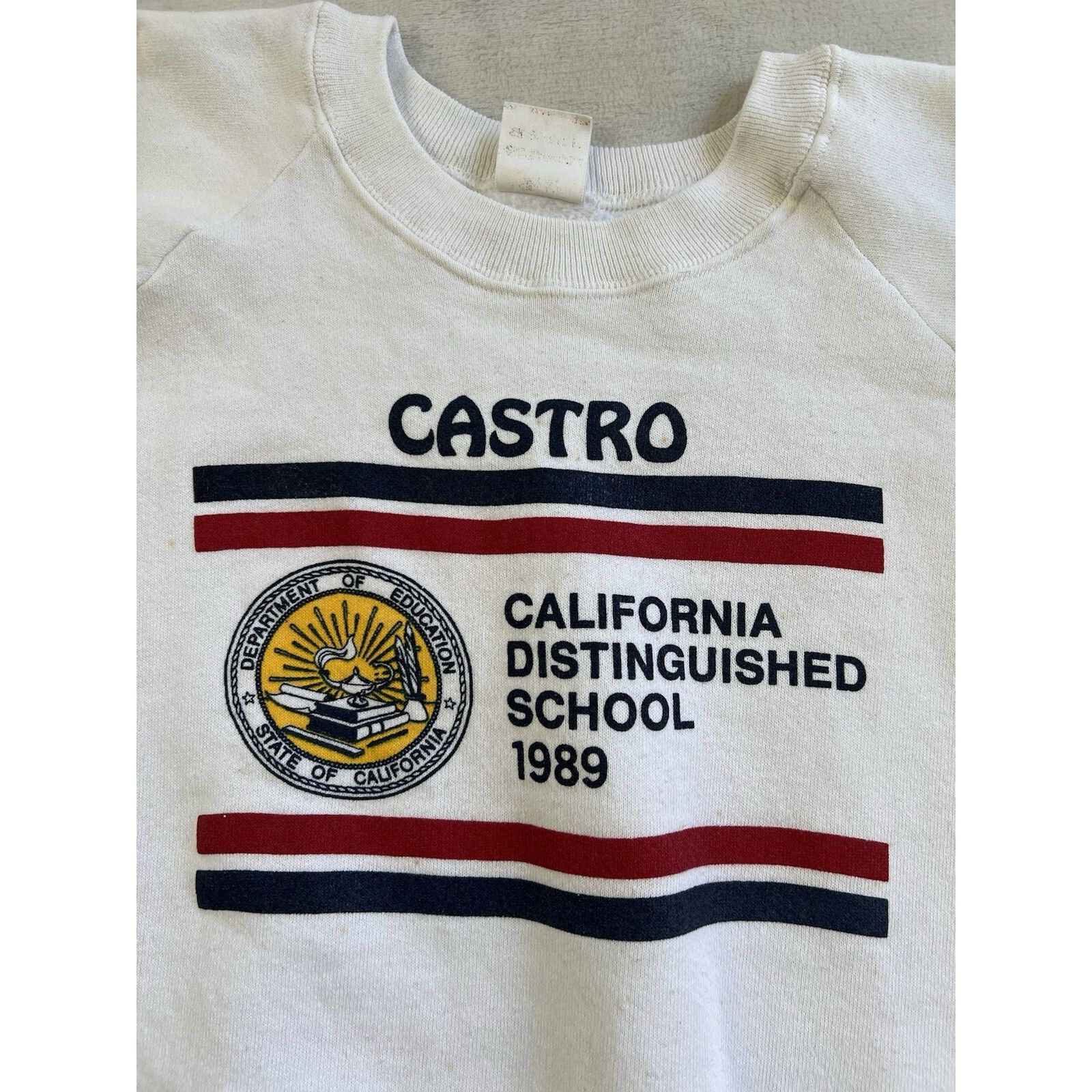 Other Vintage Castro Valley California School District Crewneck Sw Size US XL / EU 56 / 4 - 2 Thumbnail