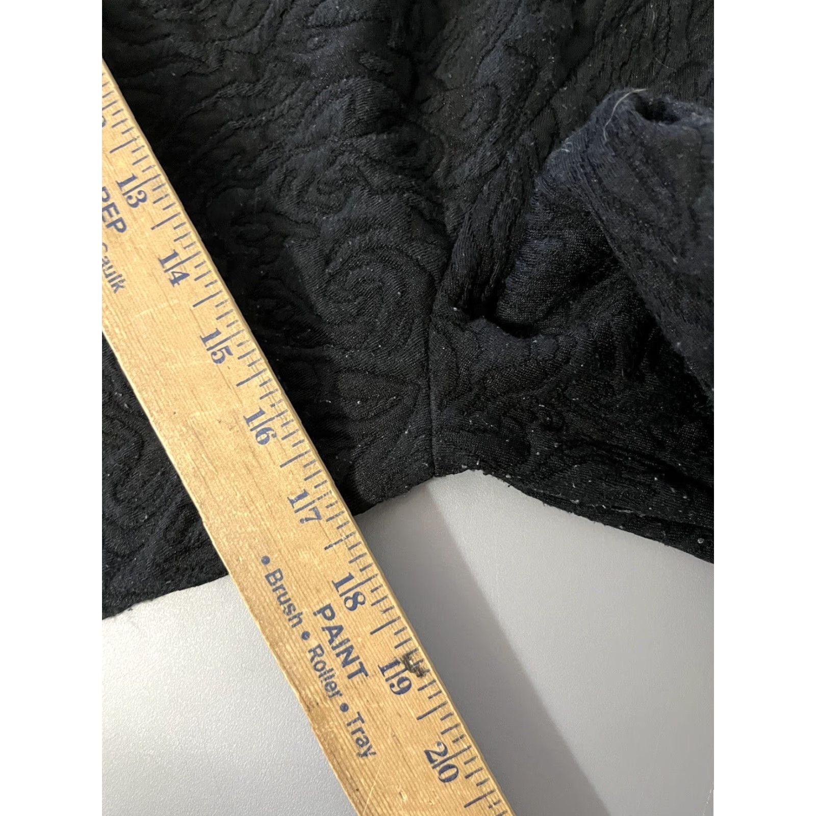 Banana Republic VINTAGE Banana Republic Blouse Shirt 3/4 Sleeve Womens M Black Round Neck Top Adult Female Medium Black 90s (if applicable) Size M / US 6-8 / IT 42-44 - 6 Thumbnail