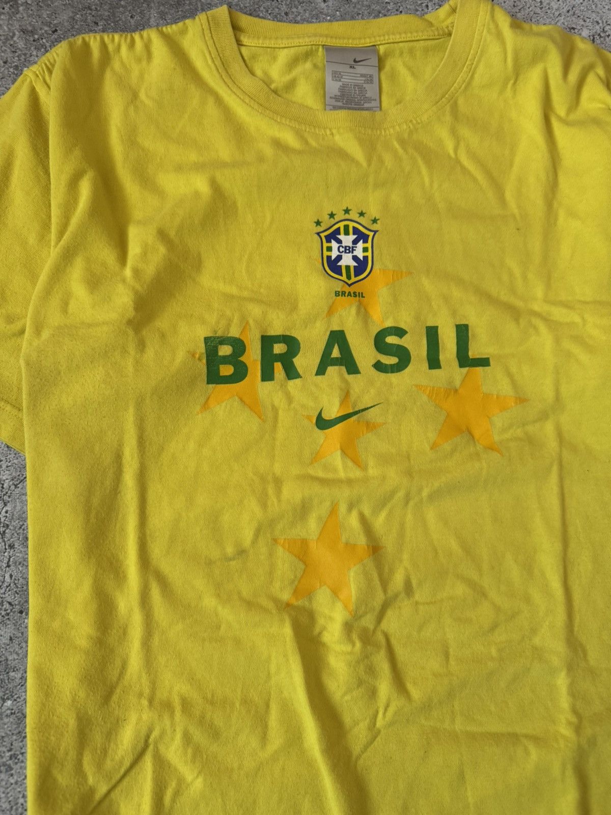 Nike Nike Brazil T-shirt Jersey Soccer Size US XL / EU 56 / 4 - 3 Thumbnail
