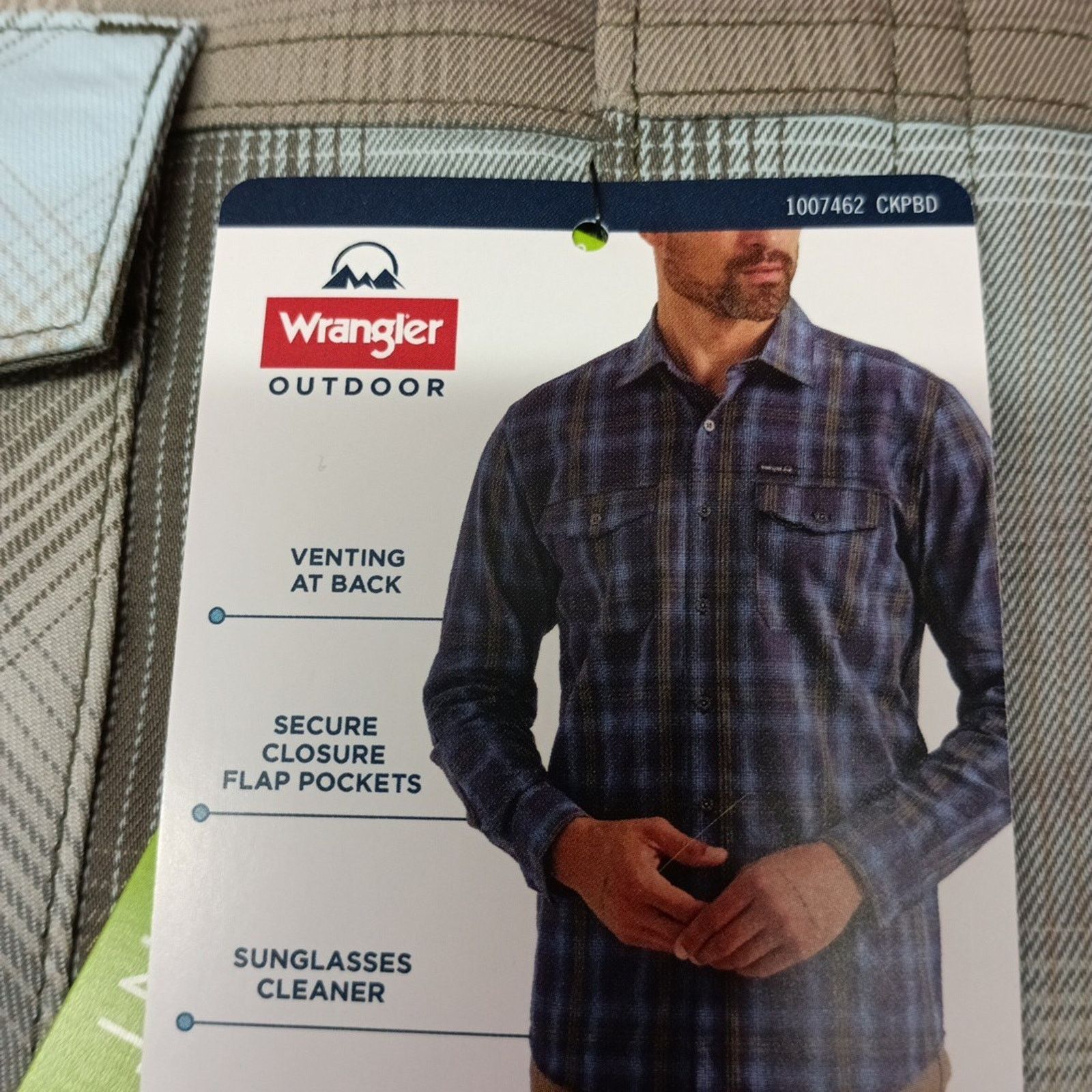 Wrangler Wrangler Shirt Mens 2XL Gray Plaid Convertible Sleeves Shirt Size US XXL / EU 58 / 5 - 5 Thumbnail