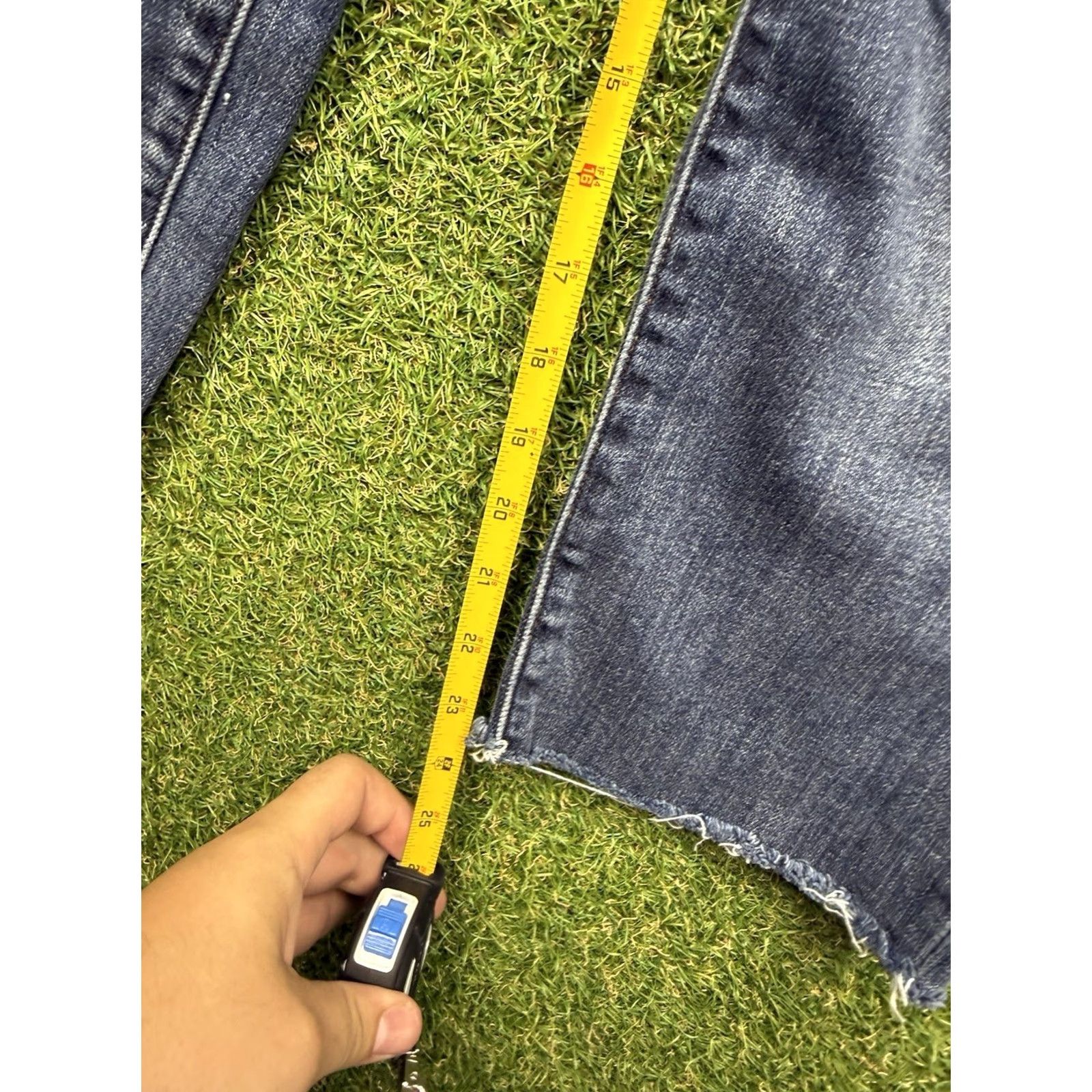 Vintage Judy Blue Jeans Womens 30 Regular Boyfriend Distressed 5-Pocket High Rise Blue Medium Wash JB82346DK Size 30" / US 8 / IT 44 - 5 Thumbnail