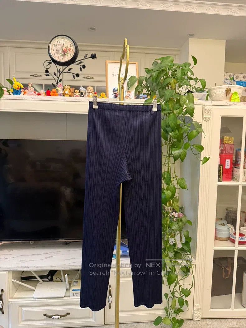 Issey Miyake Issey Miyake size:3 Iridescent Navy Blue Straight Trousers Size 42" / US 20 - 4 Thumbnail