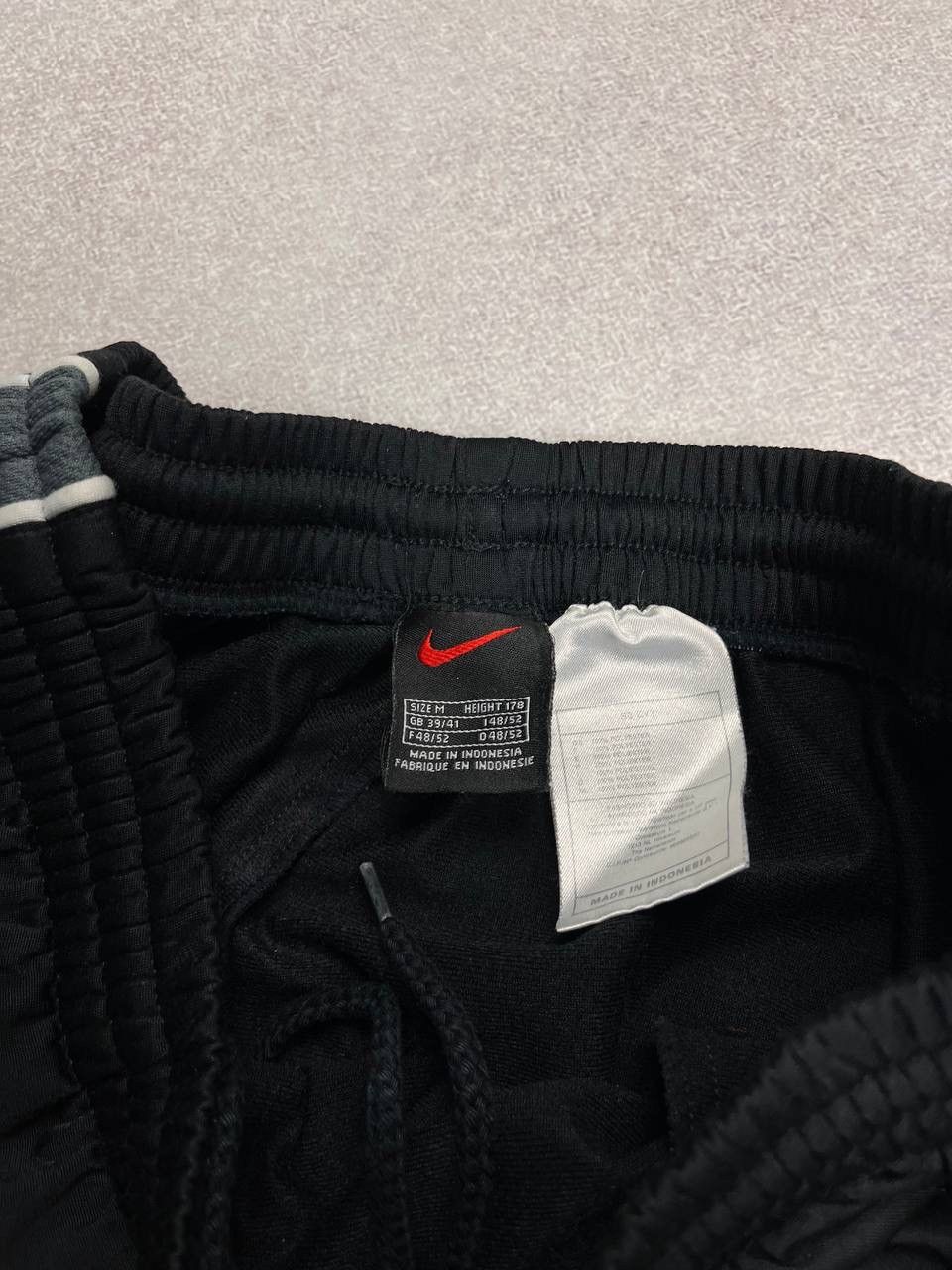 Nike × Vintage VINTAGE NIKE SWOOSH BAGGY FLARED TRACK PANTS Y2K M Size US 32 / EU 48 - 4 Thumbnail