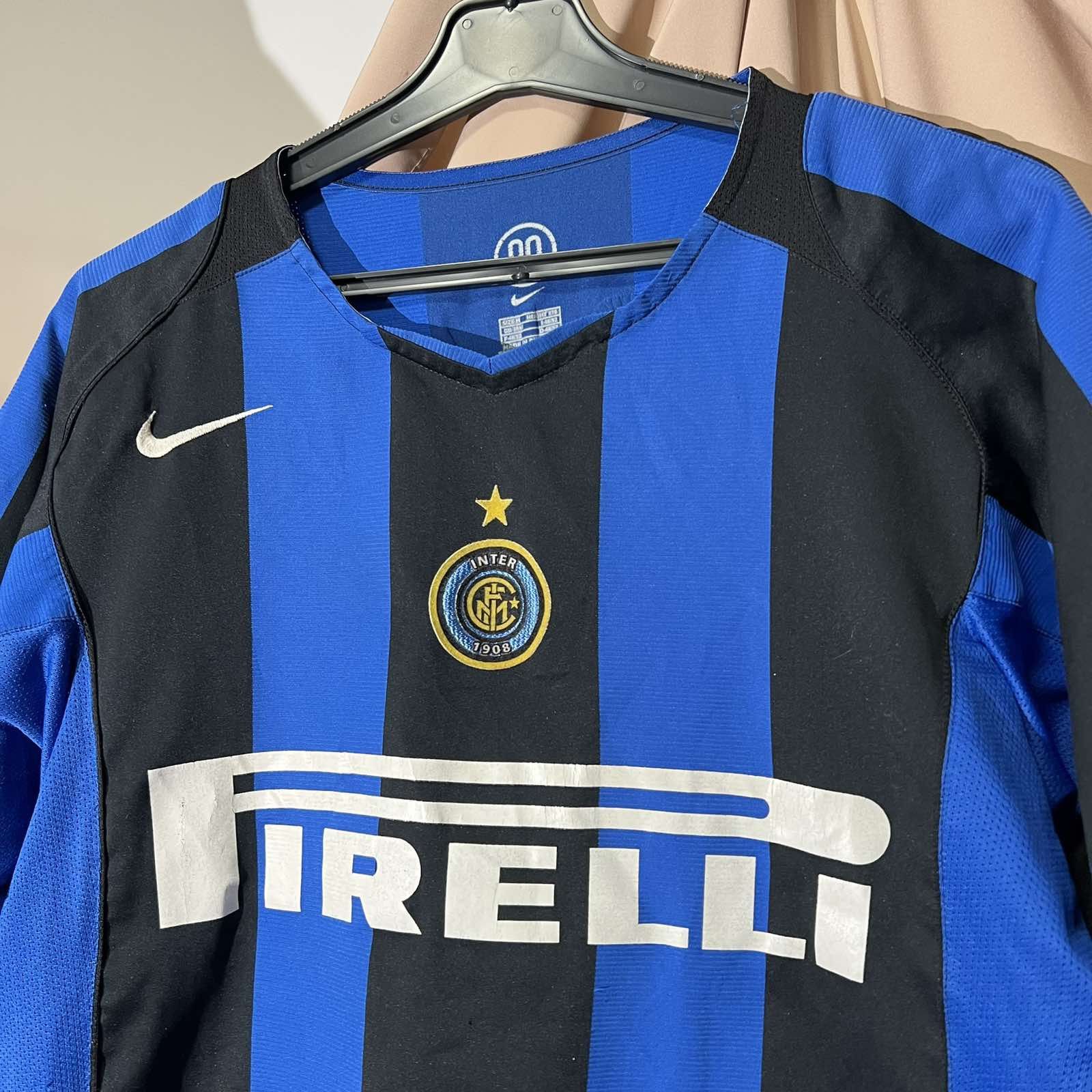 Vintage Vintage Nike Adriano Inter Milan 2004 Home Football Shirt Size US M / EU 48-50 / 2 - 4 Thumbnail