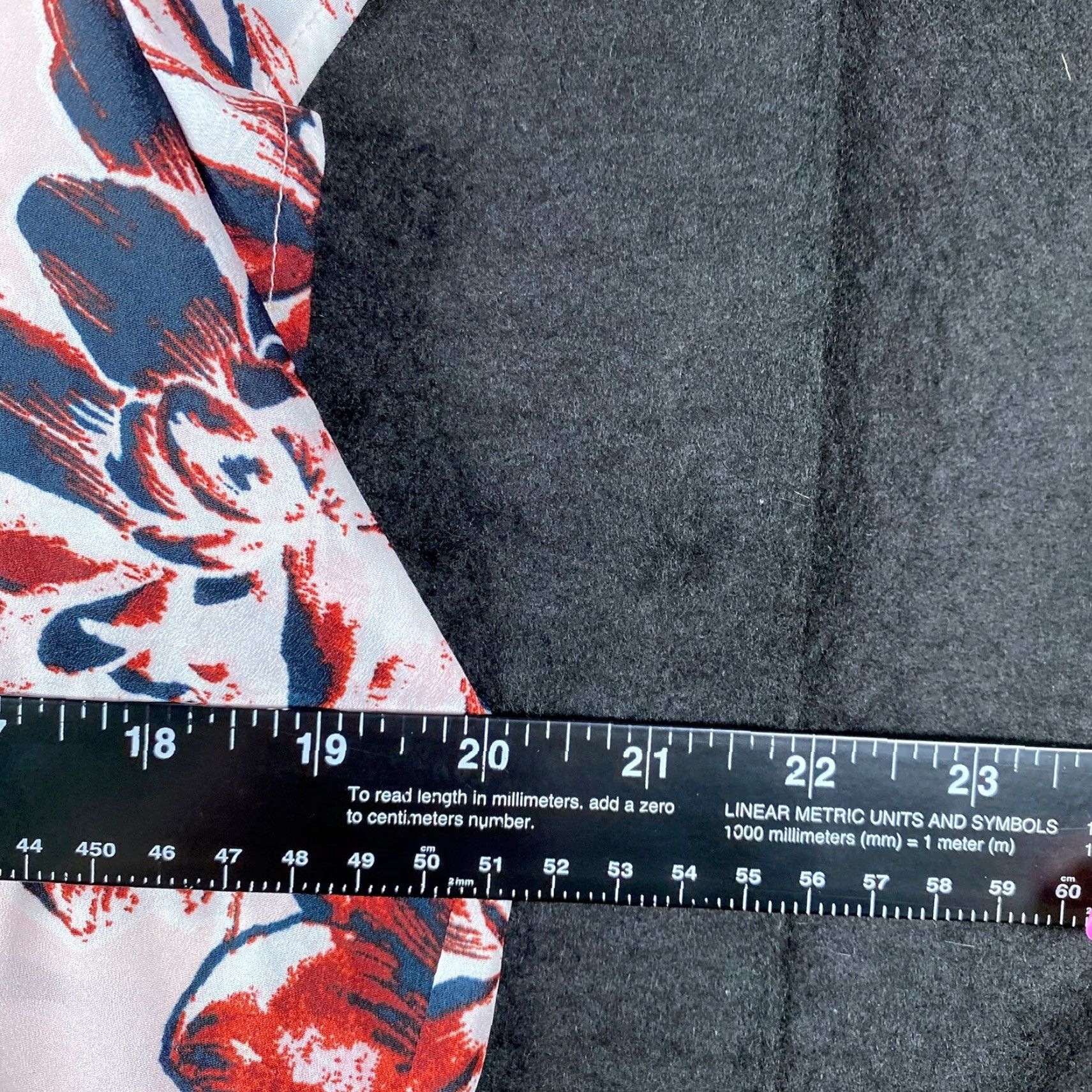 Pinko Ivanka Trump Blouse Pink Multi Floral V-Neck Short Sleeve Sheer Large Shirt Women Size L / US 10 / IT 46 - 6 Thumbnail