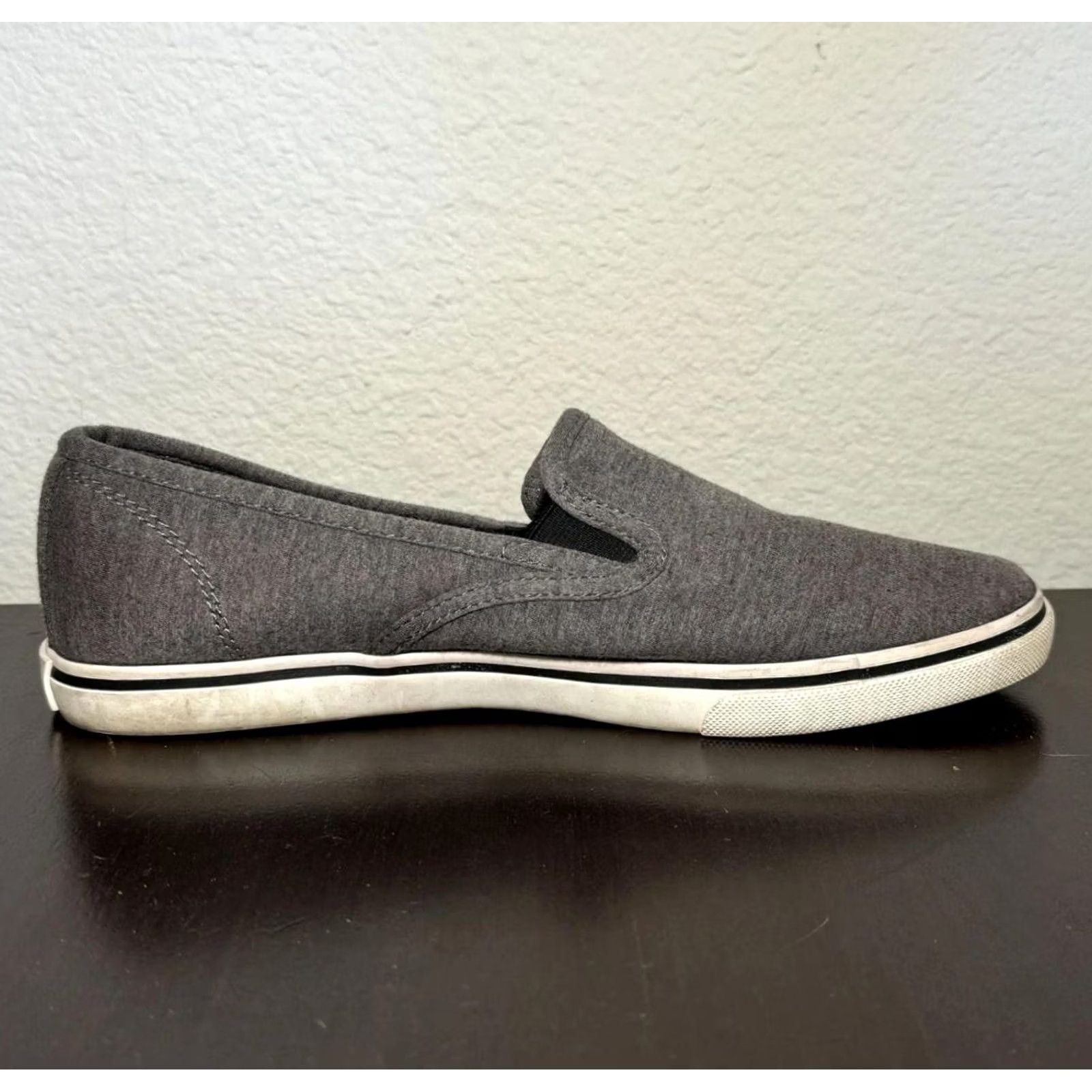 Ralph Lauren Lauren Ralph Lauren Shoes Womens Size 8.5 Gray Slip On Janis Jersey Knit Casual Size M / US 6-8 / IT 42-44 - 5 Thumbnail
