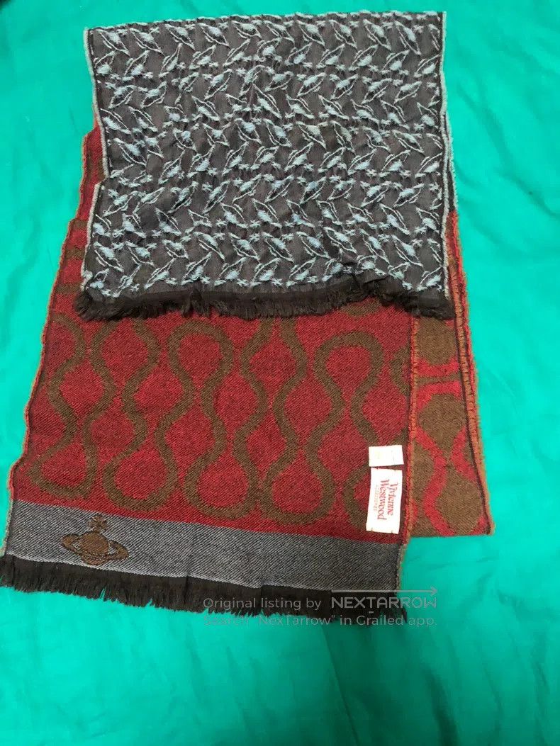 Vivienne Westwood Vivienne Westwood Pirate tattoo Saturn scarf Size ONE SIZE - 2 Thumbnail
