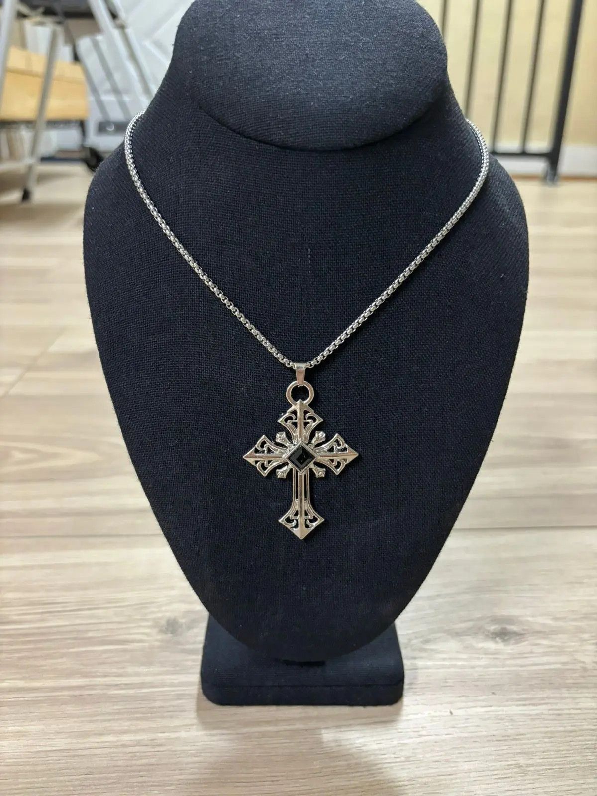 Japanese Brand × Vintage Black Ore Cross Necklace Size ONE SIZE - 2 Thumbnail
