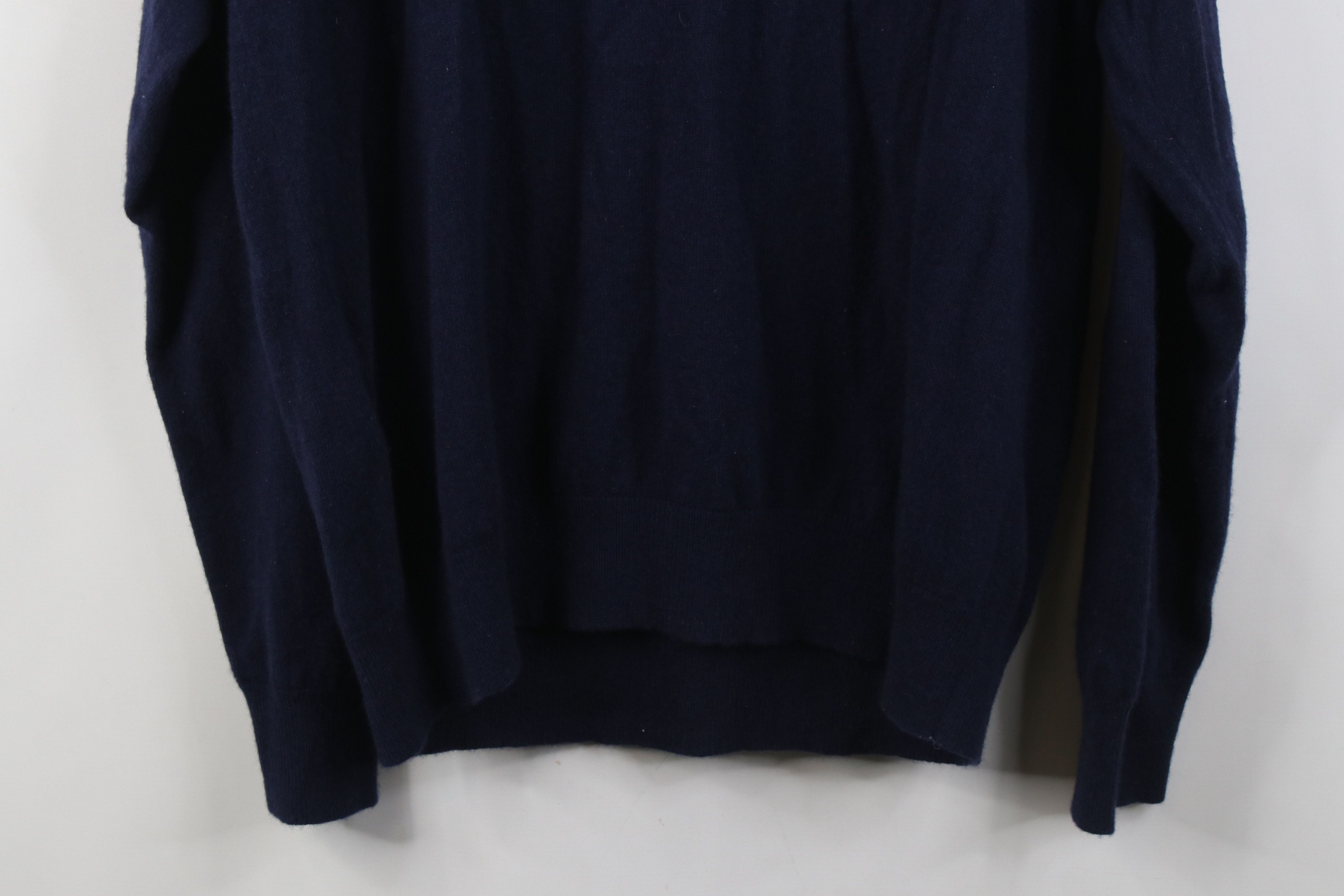Vineyard Vines Vineyard Vines Soft Cashmere Knit V-Neck Sweater Navy Blue Size US L / EU 52-54 / 3 - 11 Thumbnail