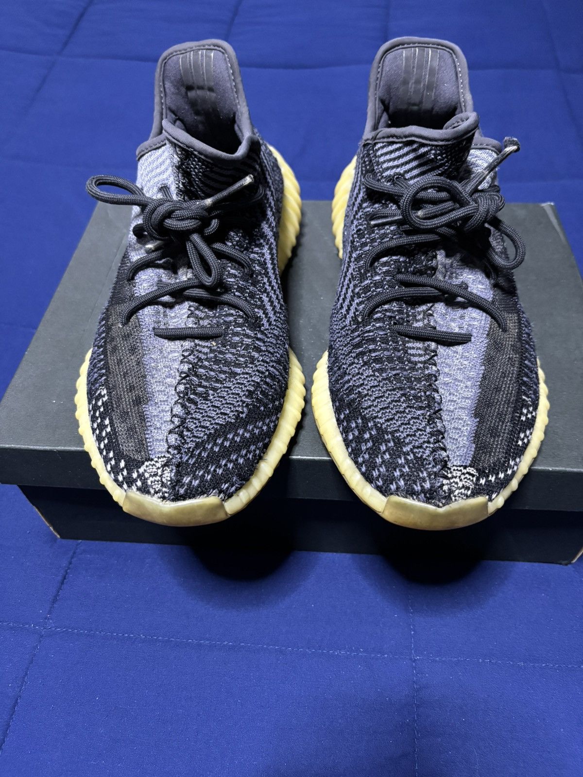 Adidas Adidas Yeezy Boost 350 V2 Carbon 2020 Size 10.5 Size US 10.5 / EU 43-44 - 1 Thumbnail