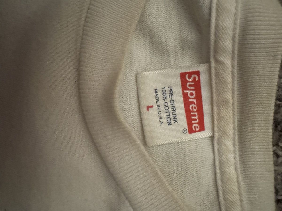 Supreme Supreme Grafitti Tee Size US L / EU 52-54 / 3 - 2 Thumbnail